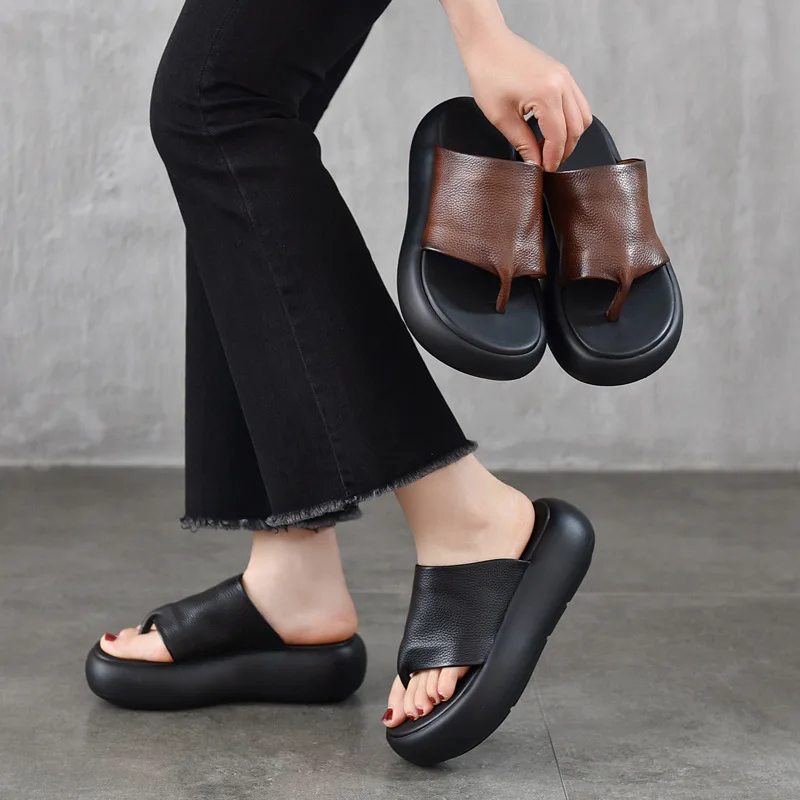 5.5 Cm Height Women's Platform Slippers Luxury Genuine Leather 2026 Summer New Fashion Outdoor Flip-Flops Shoes for Woman Retro
5.5 Cm Height Women's Platform Slippers Luxury Genuine Leather 2026 Summer New Fashion Outdoor Flip-Flops Shoes for Woman Retro