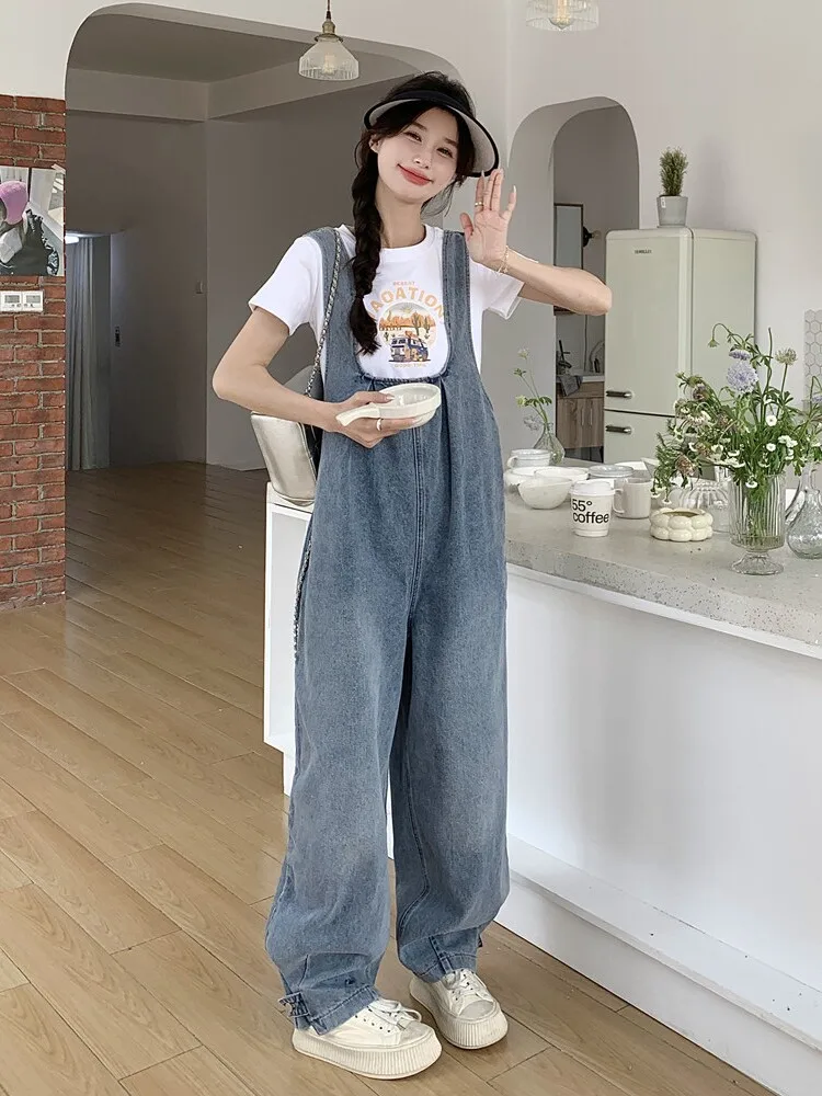 Summer New Women's Denim Overalls Fashionable Milk White Korean Version High Waist Long Pants Blue Color Classic Thick Fabric
Summer New Women's Denim Overalls Fashionable Milk White Korean Version High Waist Long Pants Blue Color Classic Thick Fabric