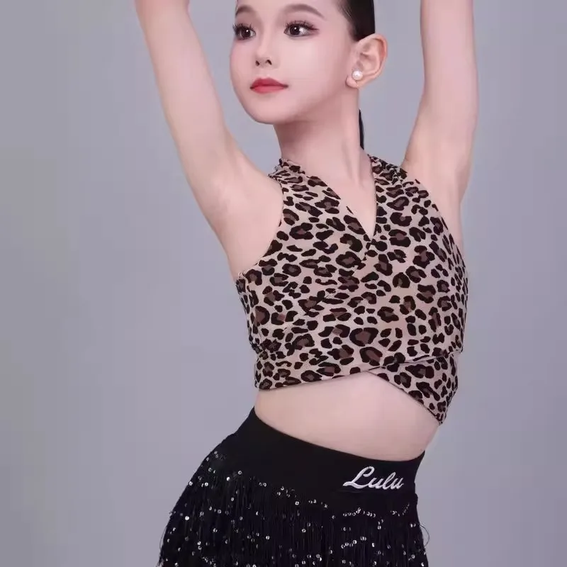 Customized Girls Latin Dance Dress Leopard Print Sequin Waist Tassel Set Performance Outfit Practice Clothes Top and Skirt Suit 
Customized Girls Latin Dance Dress Leopard Print Sequin Waist Tassel Set Performance Outfit Practice Clothes Top and Skirt Suit