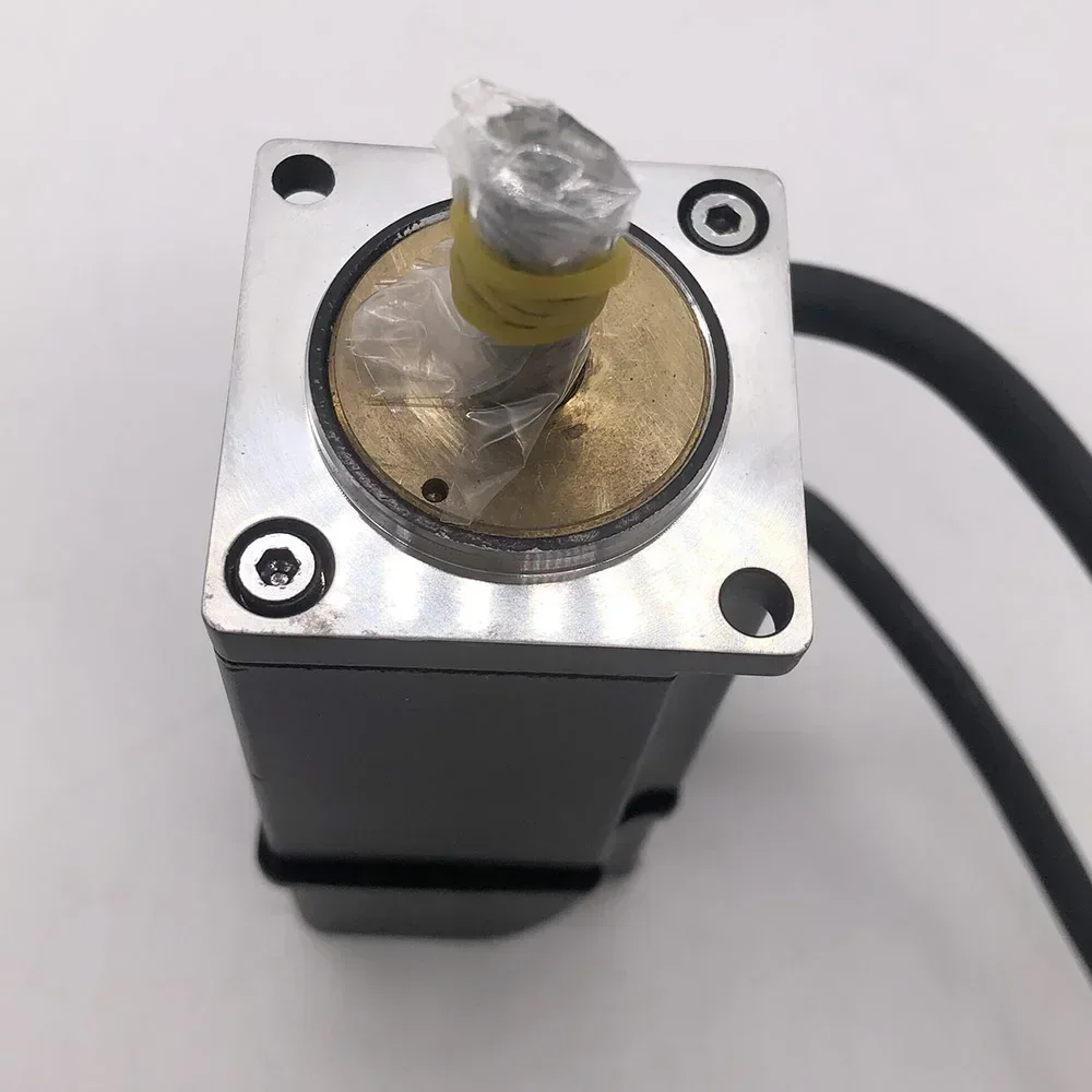 Оригинальный серводвигатель переменного тока Fuji Electric Systems GYS101DC1-SB-ZH1
Оригинальный серводвигатель переменного тока Fuji Electric Systems GYS101DC1-SB-ZH1