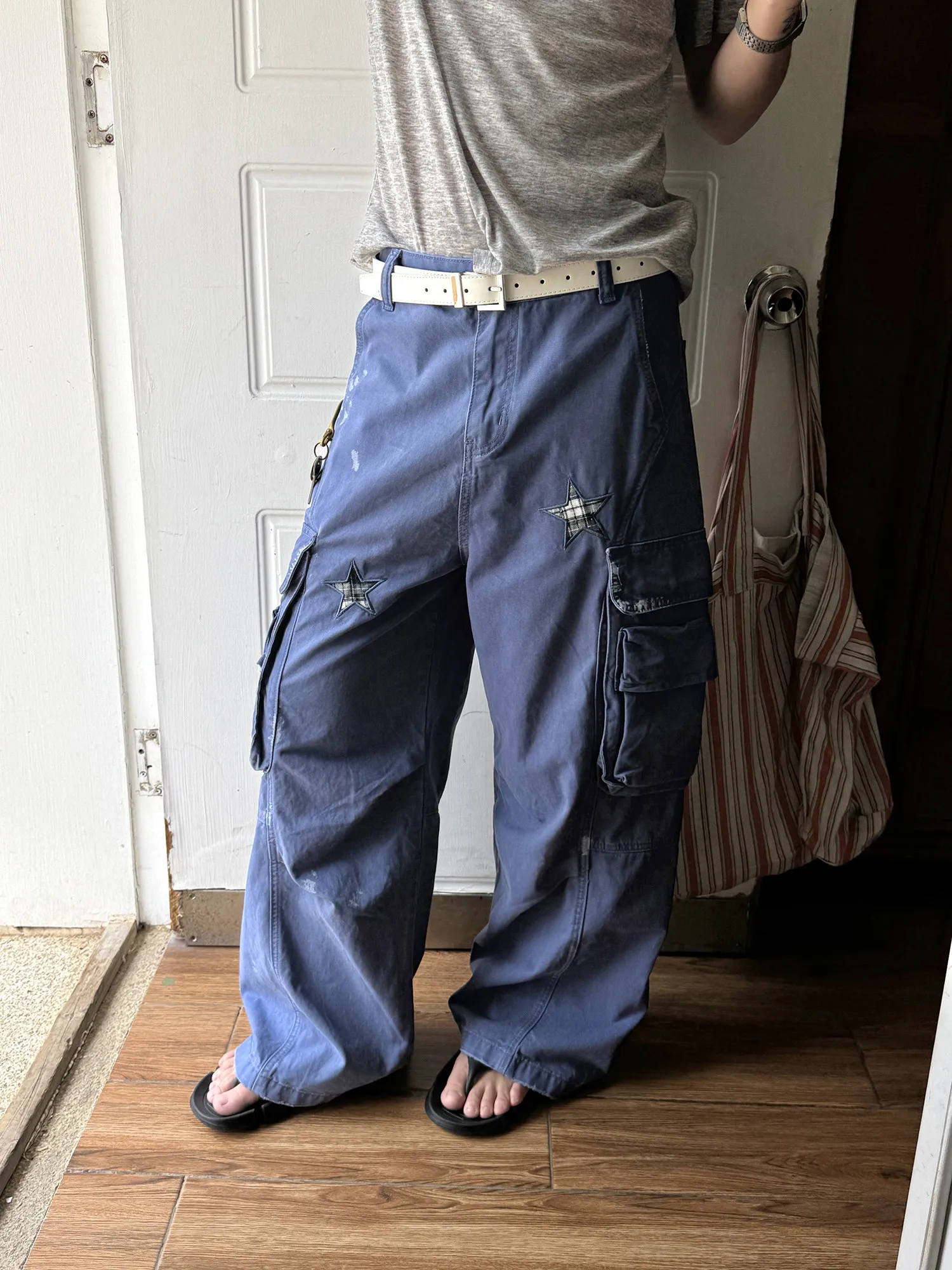 Cleanfit American High Street Retro Embroidery Large Pocket Loose Wide Leg Jeans Washed Casual Trousers for Men Summer 2026
Cleanfit American High Street Retro Embroidery Large Pocket Loose Wide Leg Jeans Washed Casual Trousers for Men Summer 2026