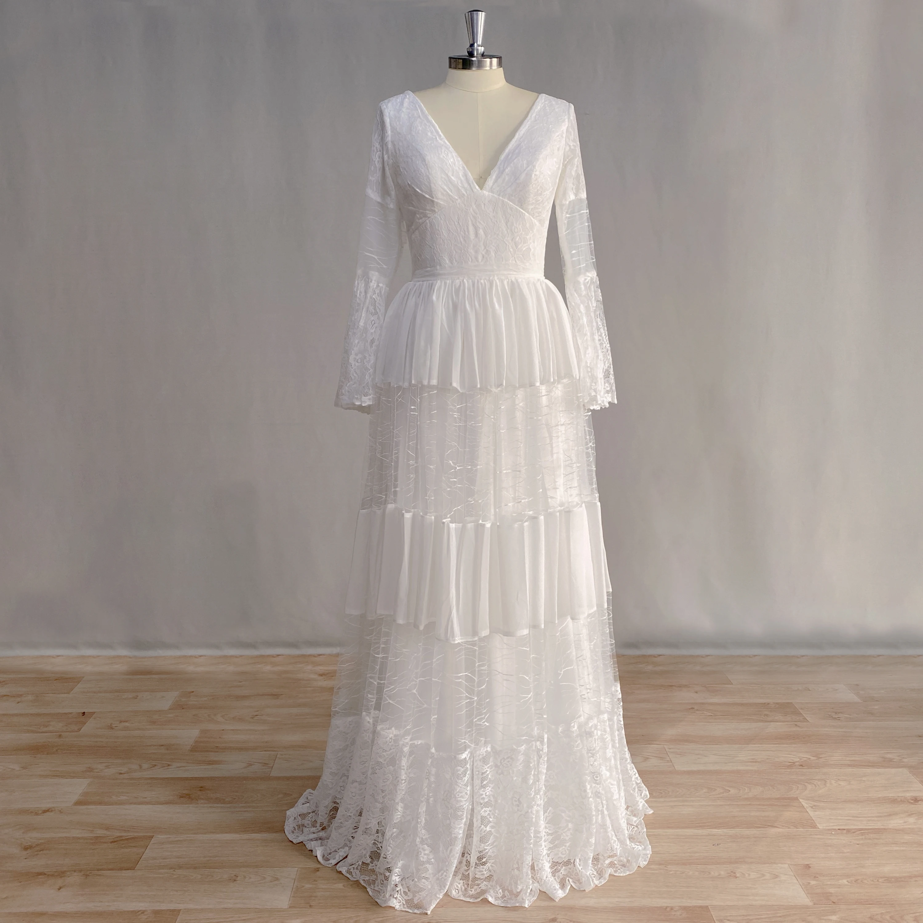 DIDEYTTAWL Real Photos Long Flare Sleeves Boho Wedding Dress 2023 V Neck A Line Lace Floor Length Open Back Bride Gown
DIDEYTTAWL Real Photos Long Flare Sleeves Boho Wedding Dress 2023 V Neck A Line Lace Floor Length Open Back Bride Gown