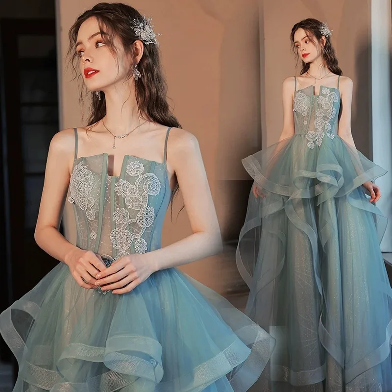 2025 New Women's Summer Strap Embroidery Bridal Wedding Toast Dress Fashion Banquet Performance Art Exam Wedding Dress
2025 New Women's Summer Strap Embroidery Bridal Wedding Toast Dress Fashion Banquet Performance Art Exam Wedding Dress