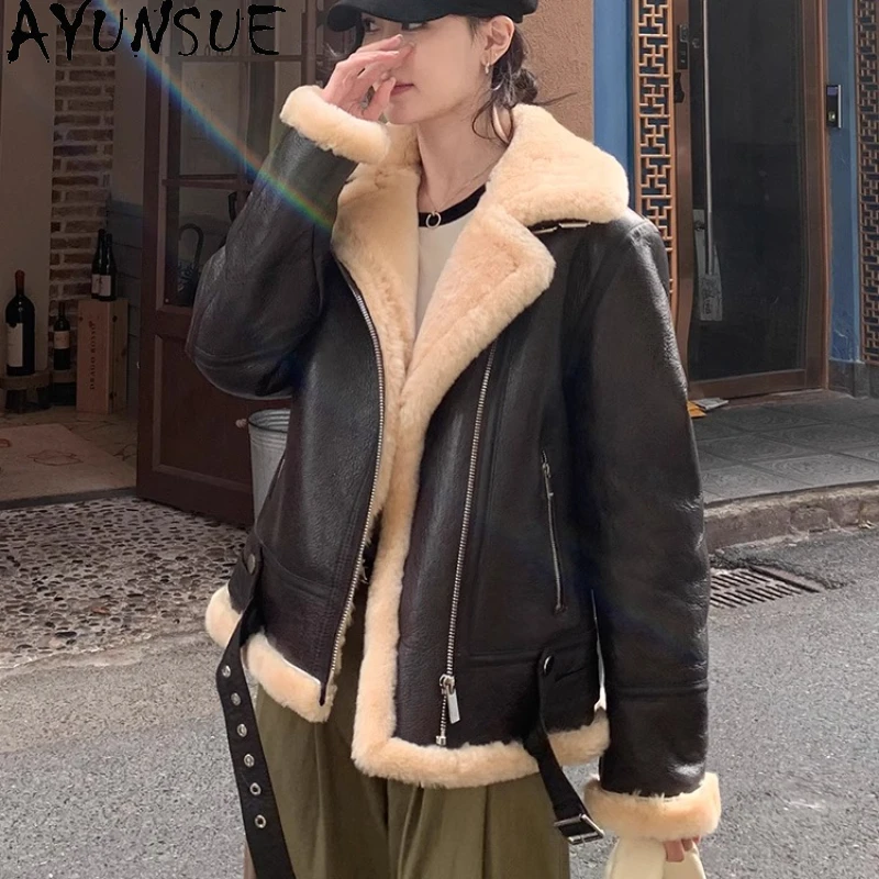 AYUNSUE Куртка из натуральной кожи, зимние куртки, натуральная дубленка, шуба, женская мотоциклетная куртка 202, одежда женская Шуба Женская
AYUNSUE Куртка из натуральной кожи, зимние куртки, натуральная дубленка, шуба, женская мотоциклетная куртка 202, одежда женская Шуба Женская