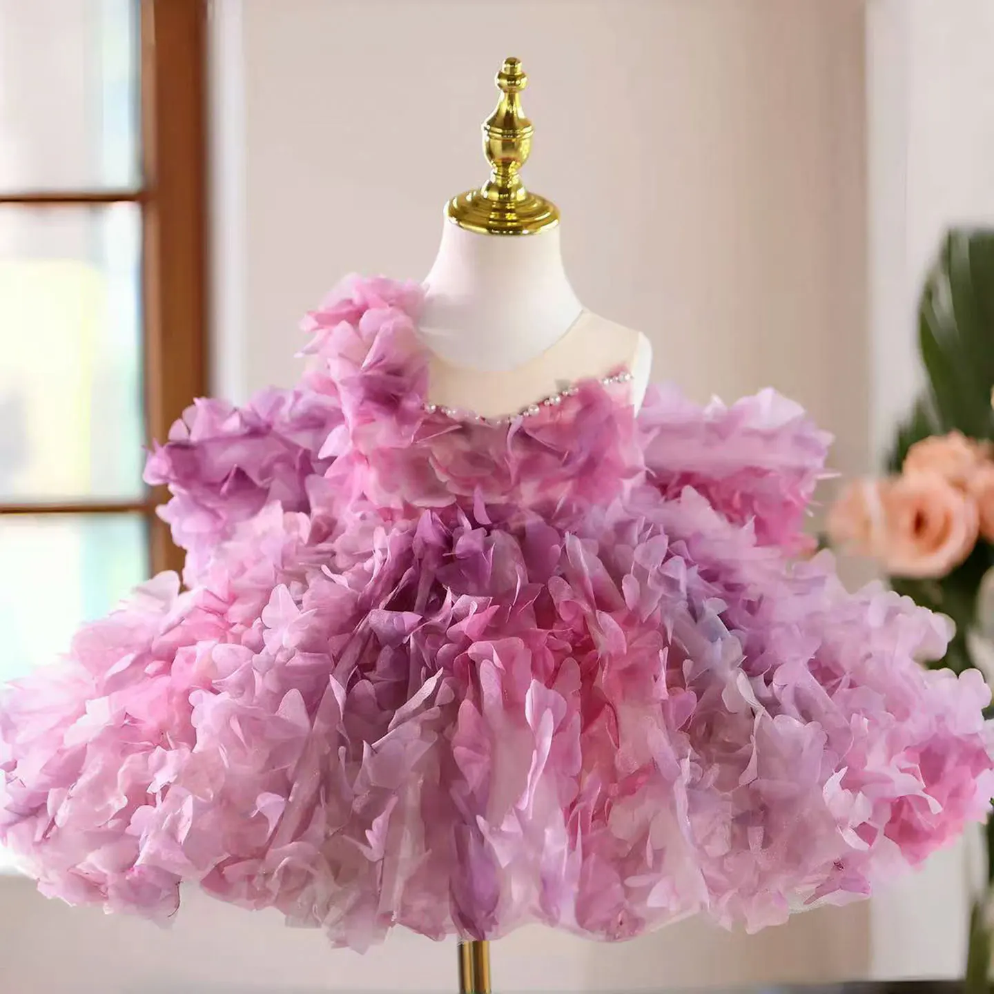 Dreamy Vow D147 Pink Elegant Girls Dress Flowers with Bow Knee Length Children Wedding Birthday Holiday Party Pageant Dress 
Dreamy Vow D147 Pink Elegant Girls Dress Flowers with Bow Knee Length Children Wedding Birthday Holiday Party Pageant Dress