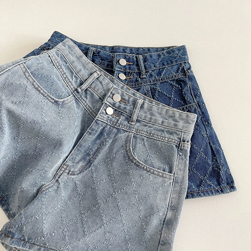 Vinatge Women Denim Shorts High Waist Plaid Print Wide Leg Blue Shorts Female Casual Summer Streetwears Jeans
Vinatge Women Denim Shorts High Waist Plaid Print Wide Leg Blue Shorts Female Casual Summer Streetwears Jeans