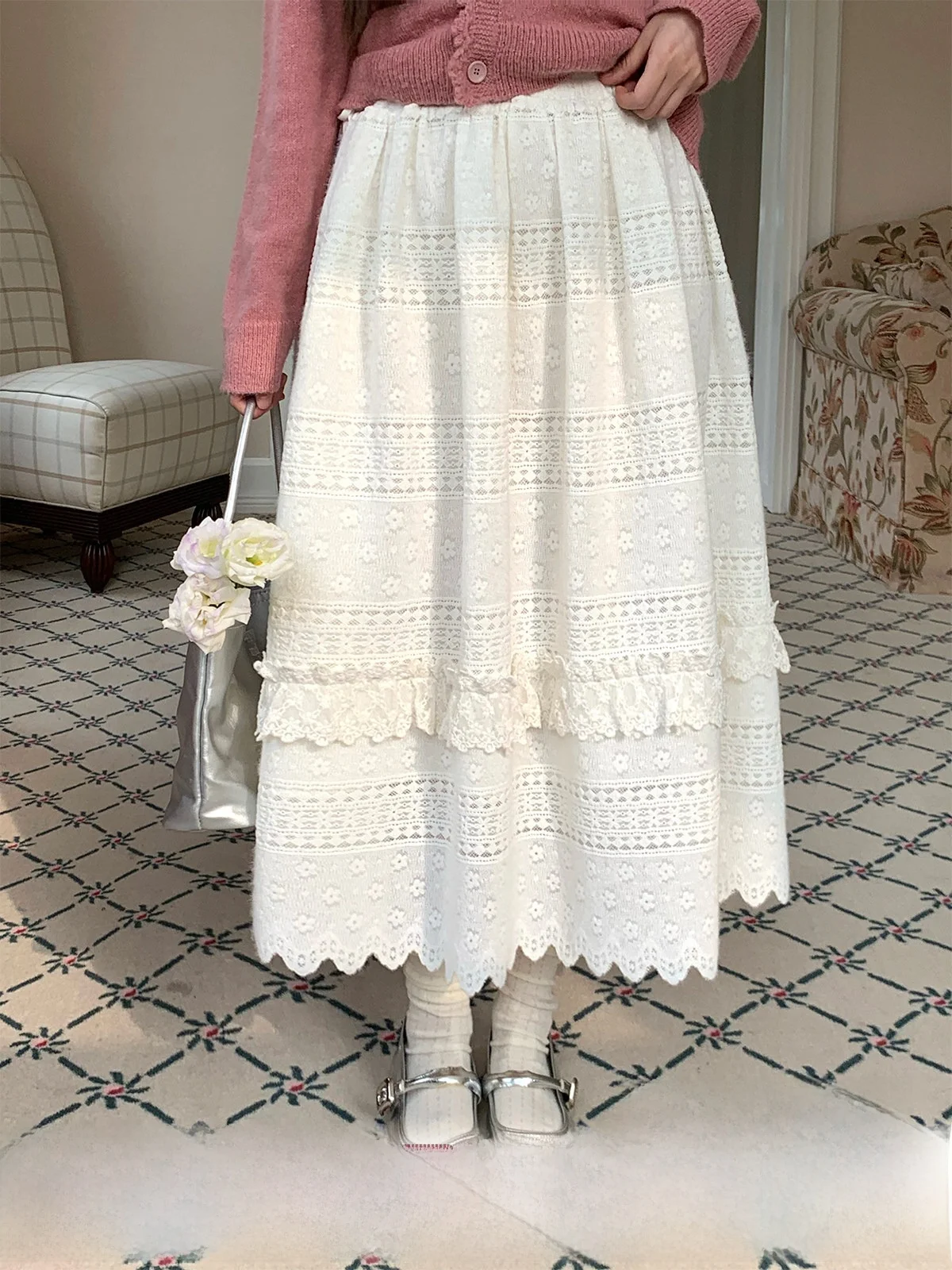 Mucha Wooden Tea Floral Embroidery Hollow out Petal Hemline Midi Skirt for Women White Cake Sle Spring Seasonal Wear
Mucha Wooden Tea Floral Embroidery Hollow out Petal Hemline Midi Skirt for Women White Cake Sle Spring Seasonal Wear