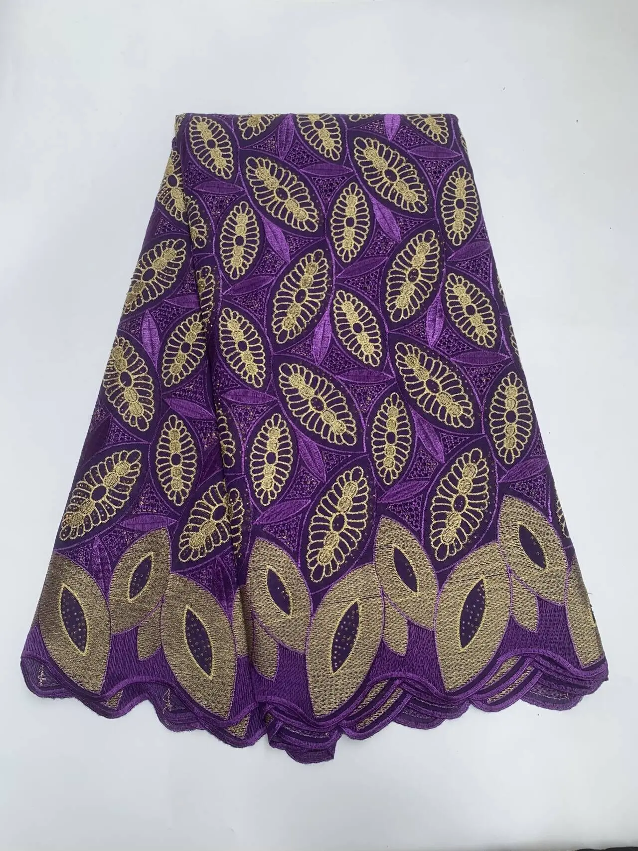 2026 New African Nigerian Lace Fabric Tulle Embroidered Bridal Gown Material Soft Cotton Damask for Wedding Party Dresses 5Yards
2026 New African Nigerian Lace Fabric Tulle Embroidered Bridal Gown Material Soft Cotton Damask for Wedding Party Dresses 5Yards