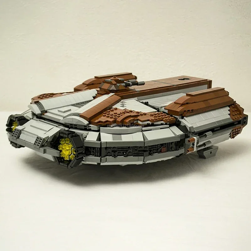 3173pcs Weaponse Space Wars Spaceship Republic Ebon Hawk Building Blocks MOC Movie Fighter Airship Brick Toy For Children
3173pcs Weaponse Space Wars Spaceship Republic Ebon Hawk Building Blocks MOC Movie Fighter Airship Brick Toy For Children