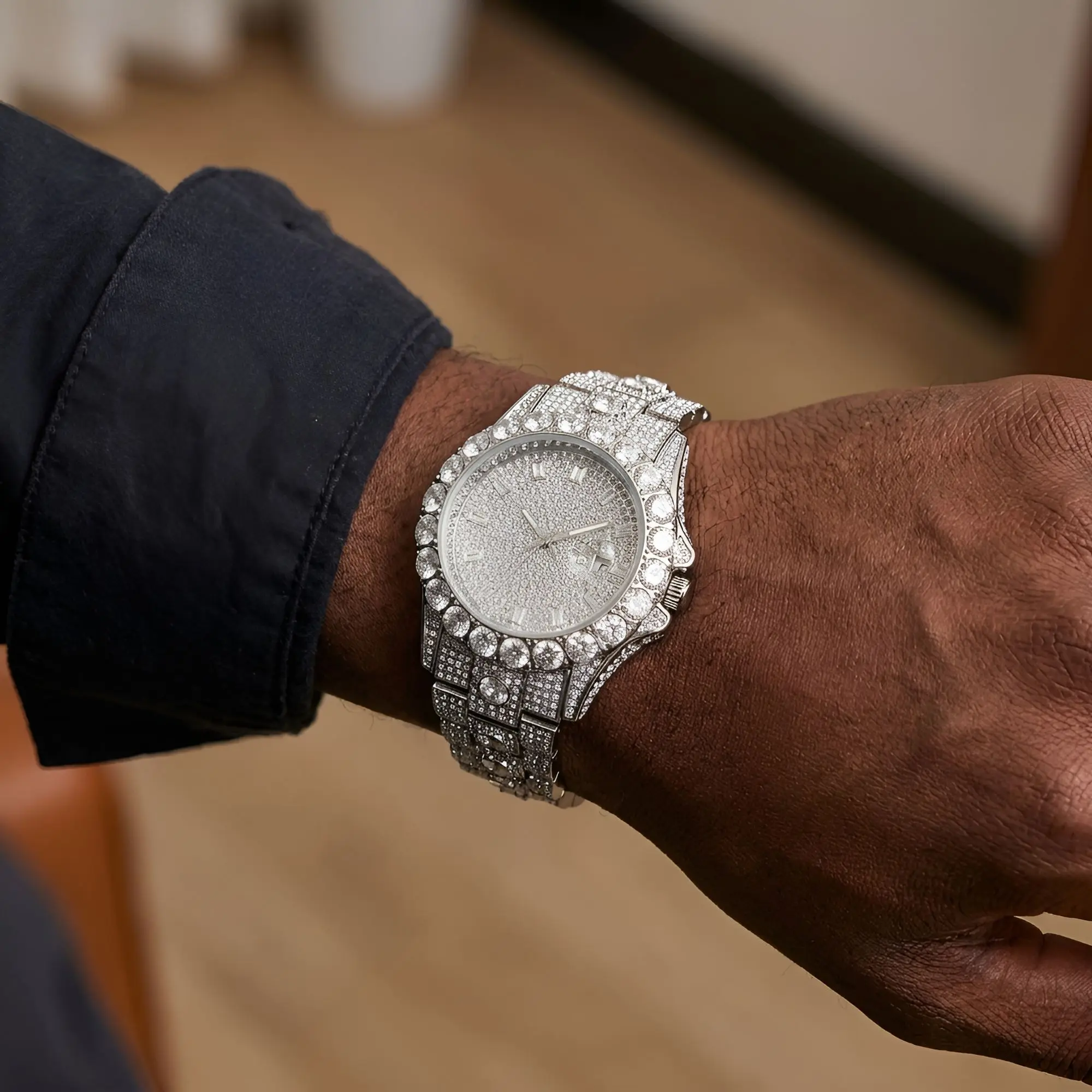 UWIN Circle Full Rhinestones Dial Wrist Watch for Men Iced Out Zinc Alloy with Rhinestones Watch Hip Hop Jewelry for Rappers
UWIN Circle Full Rhinestones Dial Wrist Watch for Men Iced Out Zinc Alloy with Rhinestones Watch Hip Hop Jewelry for Rappers