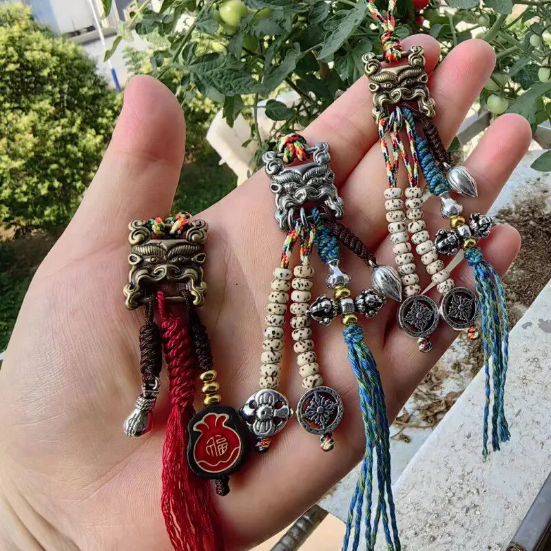 Brass Sutra Button Tibetan Purse Buckle Meteorite Iron Clasp Star & Vajra Beads Side Hanging Accessory for 108 Mala Unisex DIY
Brass Sutra Button Tibetan Purse Buckle Meteorite Iron Clasp Star & Vajra Beads Side Hanging Accessory for 108 Mala Unisex DIY