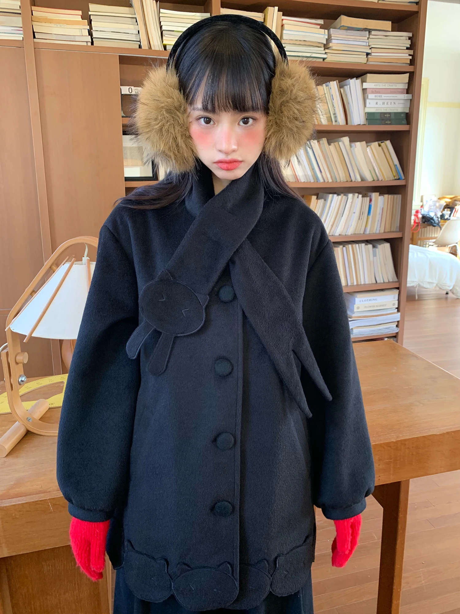 Hey an Nai Nai Thiened Woolen Coat Women's Winter Sweet Button Cotton Inter Embroidery Outerwear Long Sve
Hey an Nai Nai Thiened Woolen Coat Women's Winter Sweet Button Cotton Inter Embroidery Outerwear Long Sve