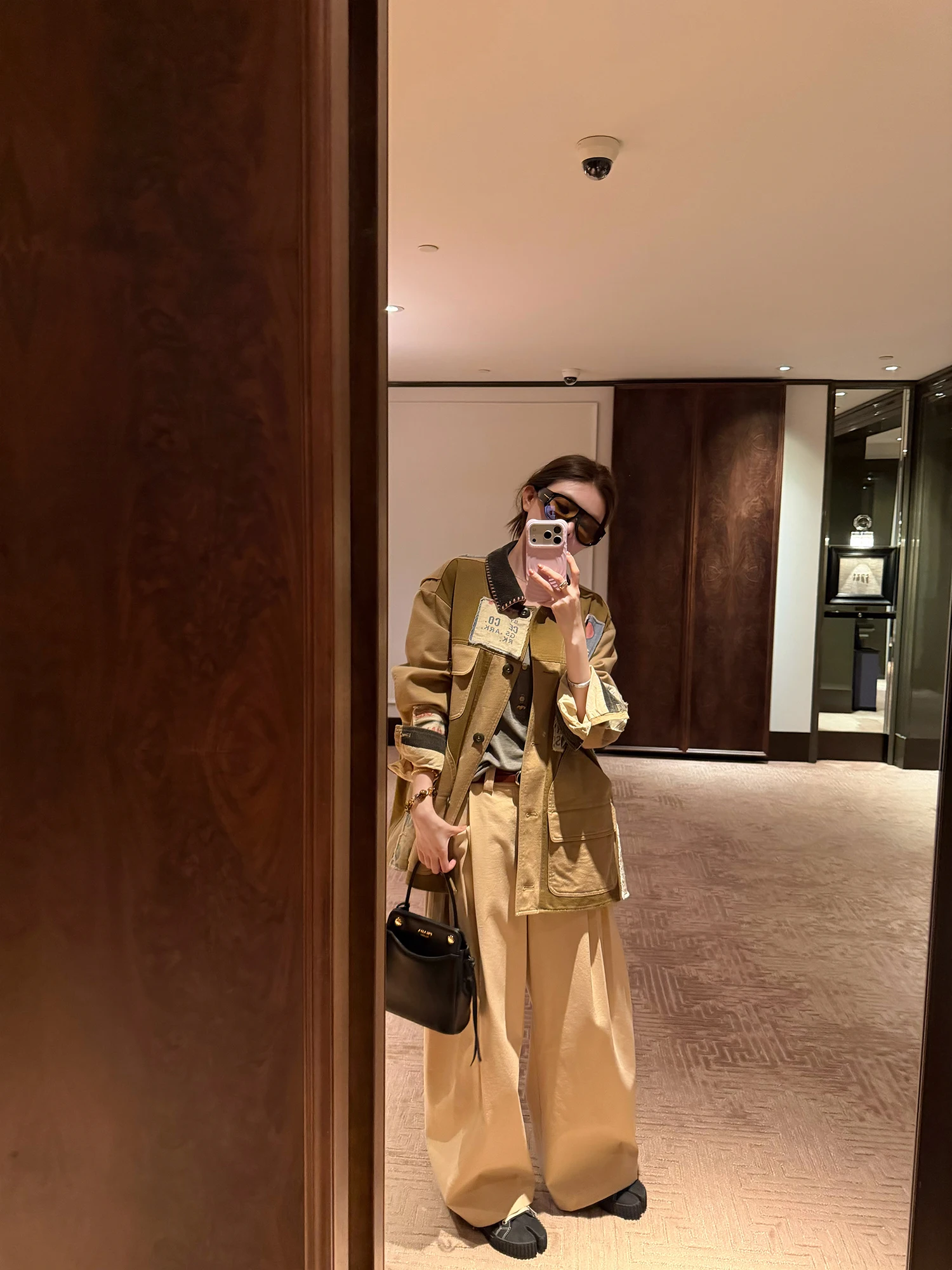 Realzz Official Early Spring Jacket Heavy Industry Complex Printing Top Fashion Cotton Women's Loose Fit Coat with Pockets
Realzz Official Early Spring Jacket Heavy Industry Complex Printing Top Fashion Cotton Women's Loose Fit Coat with Pockets