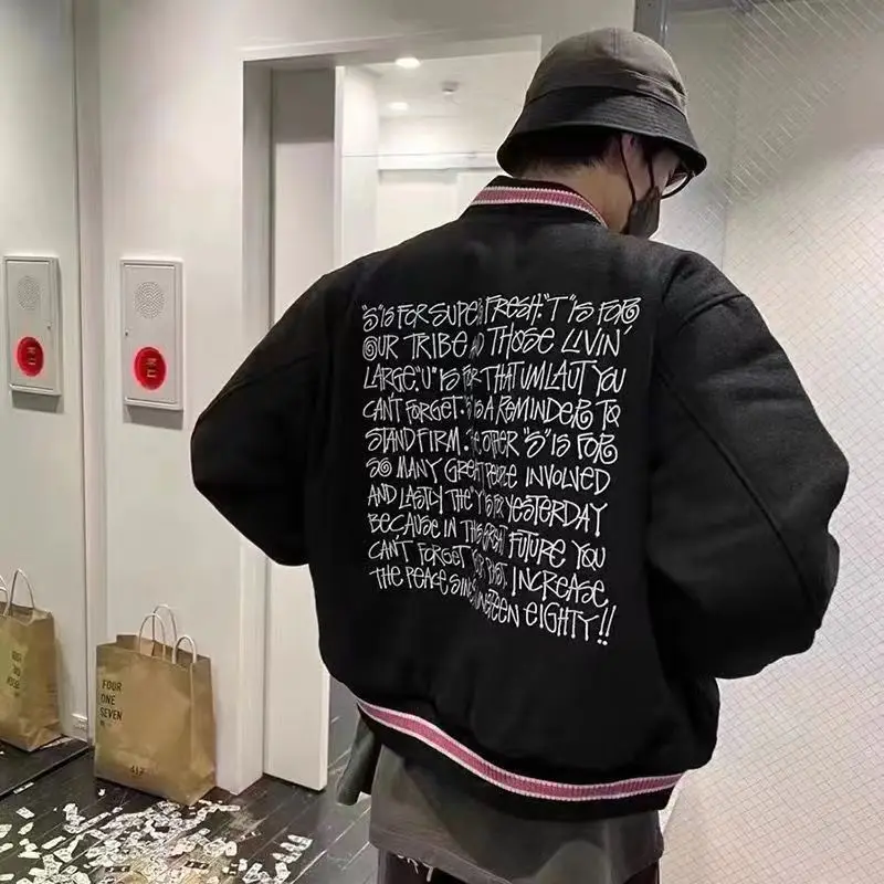 2023 Streetwear Luxury Black Jacket Hip Hop Embroidery Letter Design Baseball Jacket Coat High Street Y2k Coat For Men Women
2023 Streetwear Luxury Black Jacket Hip Hop Embroidery Letter Design Baseball Jacket Coat High Street Y2k Coat For Men Women