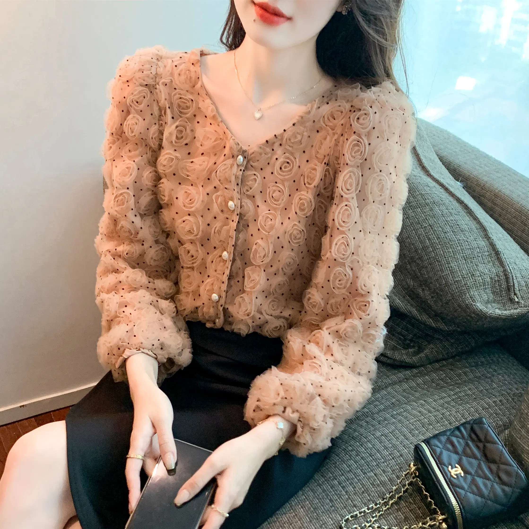 Spring Summer Lace Shirts Cute Women's Clothing Autumn Blouse 2022 New Fashion V-neck Office Ladies Tops D1862
Spring Summer Lace Shirts Cute Women's Clothing Autumn Blouse 2022 New Fashion V-neck Office Ladies Tops D1862