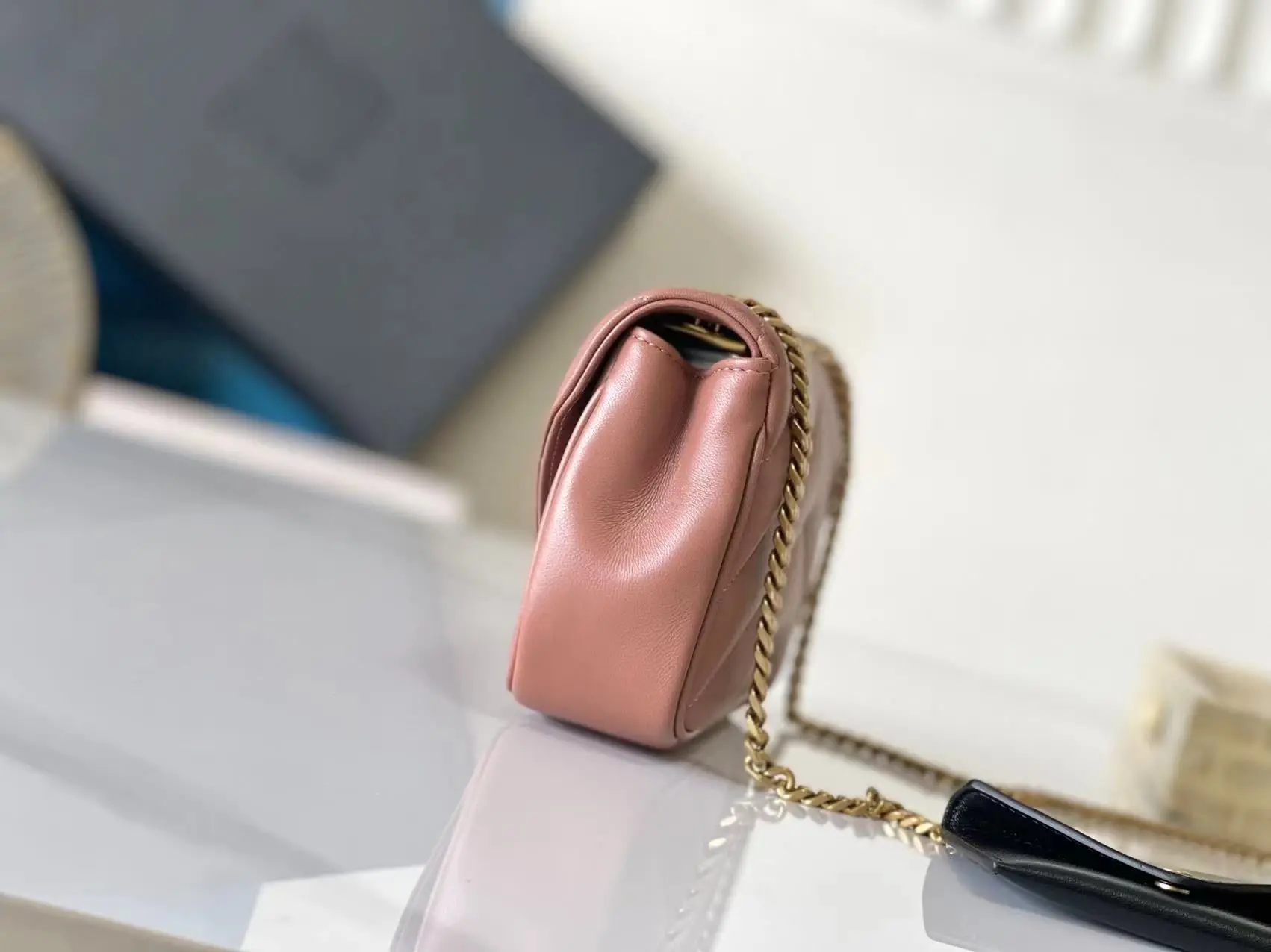 Business Casual Female Handbag Slim Design Soft Leather Crossbody Shoulder Top Handle Office Daily Bag
Business Casual Female Handbag Slim Design Soft Leather Crossbody Shoulder Top Handle Office Daily Bag