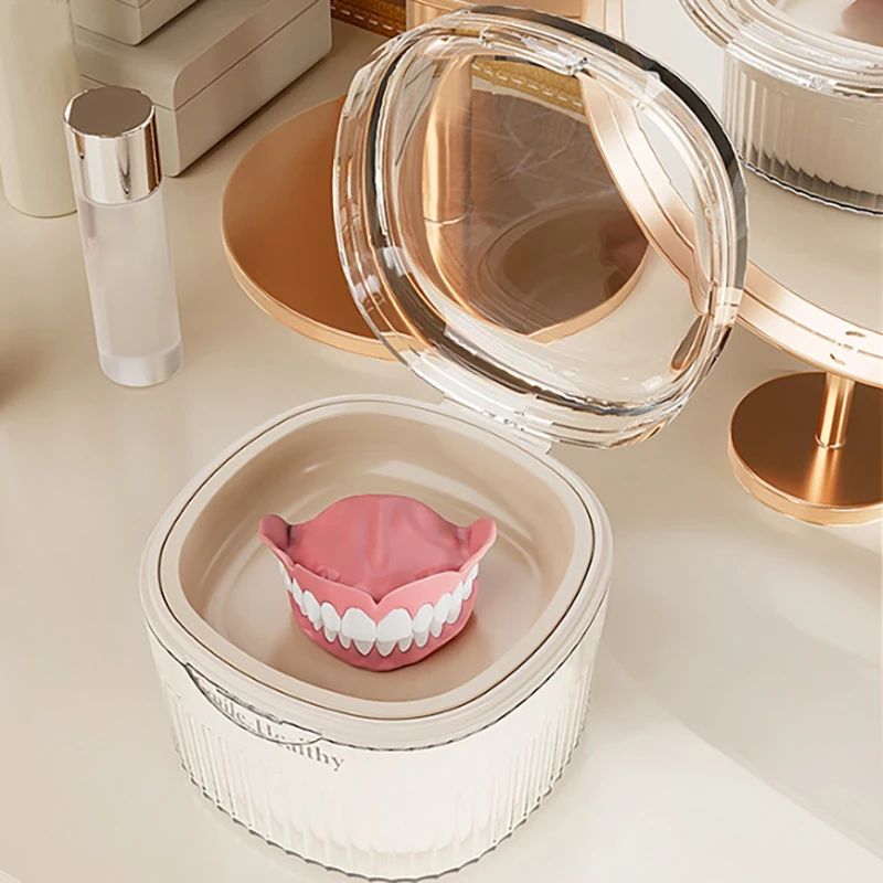 1PCS Orthodontic Retainer Bracket Storage Box Soaking Invisible Dental Cover Retainer Storage Portable Soaking Cleaning Box
1PCS Orthodontic Retainer Bracket Storage Box Soaking Invisible Dental Cover Retainer Storage Portable Soaking Cleaning Box