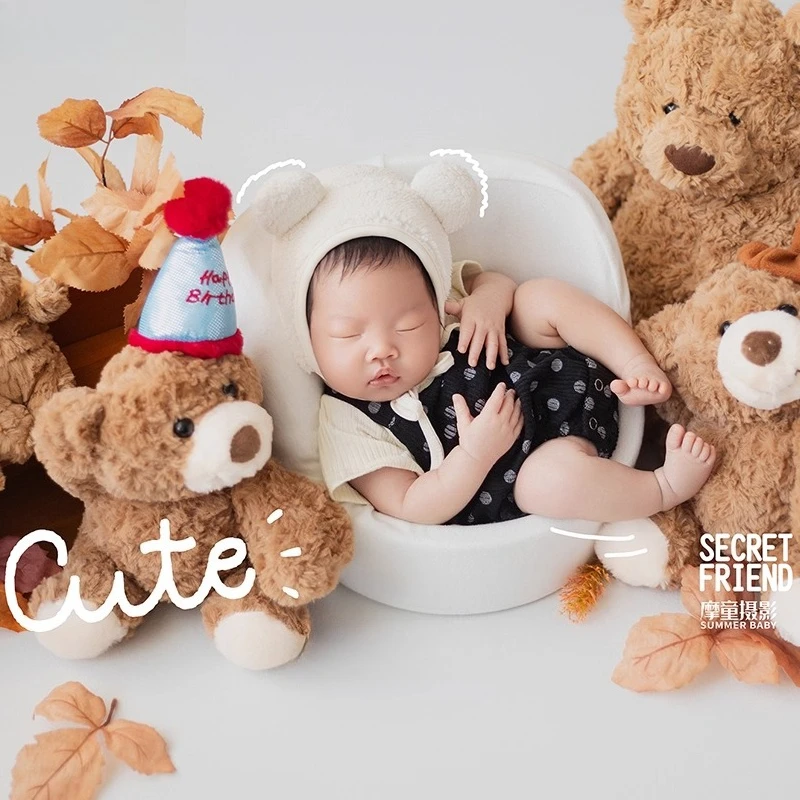 Newborn Photography Props Cute Bear Dolls Set Clothing with Hat Backdrop Photo Leaves Decors Accessories for Studio Photoshoot
Newborn Photography Props Cute Bear Dolls Set Clothing with Hat Backdrop Photo Leaves Decors Accessories for Studio Photoshoot