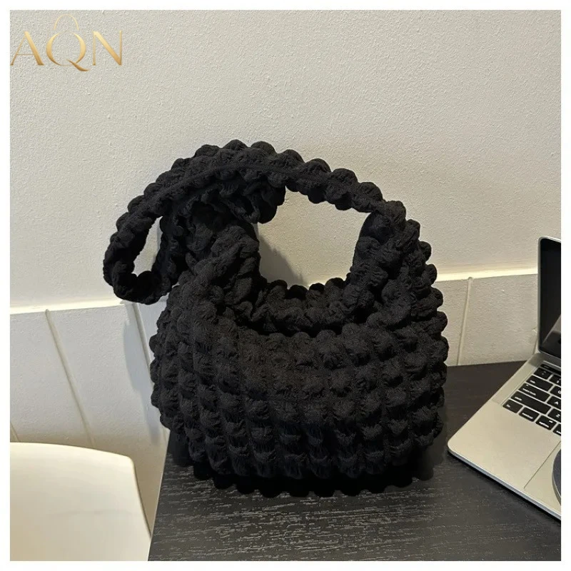 AQN Large-Capacity Bubble Cloud Tote Bag for Daily Commutes Crossbody Bag Stylish And Practical
AQN Large-Capacity Bubble Cloud Tote Bag for Daily Commutes Crossbody Bag Stylish And Practical