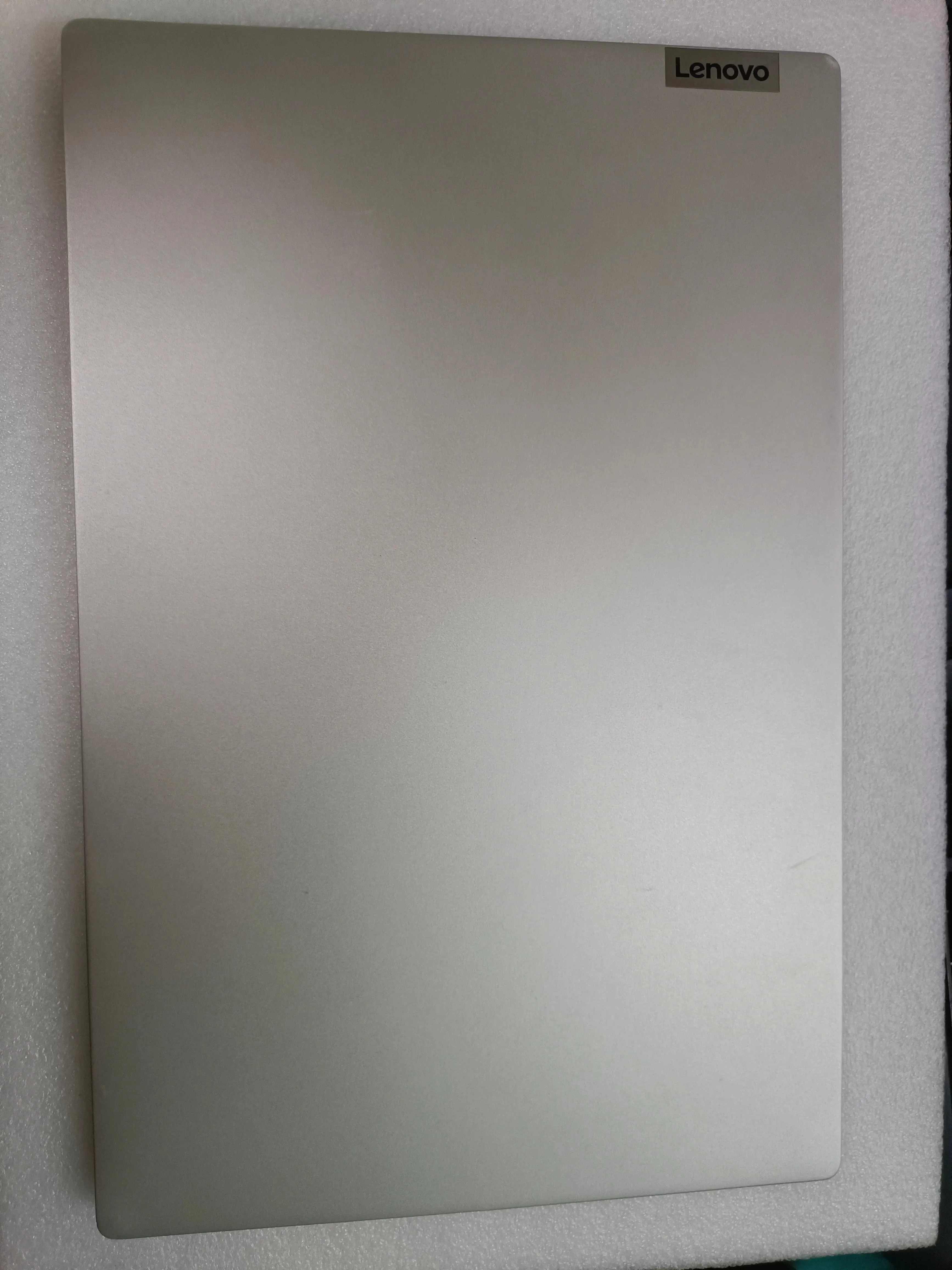 Оригинальный б/у подходит для Lenovo Xiaoxin 15 Ideapad 15IIL 15IIL05 2020, чехол для ноутбука, задняя крышка ЖК-дисплея с антенной, серебристый
Оригинальный б/у подходит для Lenovo Xiaoxin 15 Ideapad 15IIL 15IIL05 2020, чехол для ноутбука, задняя крышка ЖК-дисплея с антенной, серебристый