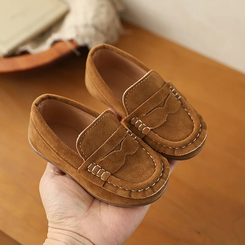 Children's Flats Suede Leather Casual Shoes Spring Autumn New Solid Slip on Boys Shoes Kids Loafers Girls Dress Party Shoes
Children's Flats Suede Leather Casual Shoes Spring Autumn New Solid Slip on Boys Shoes Kids Loafers Girls Dress Party Shoes