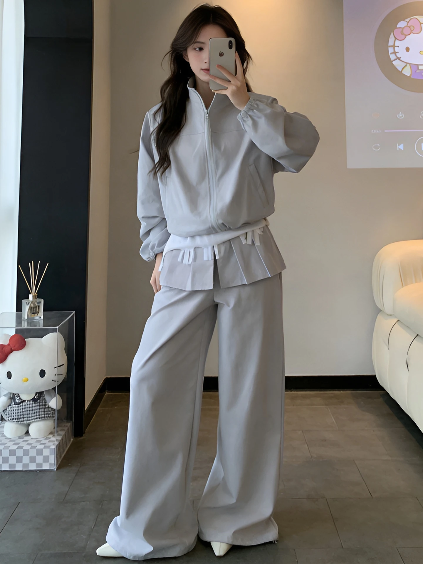 Fashionable Streetwear Style Women's Jacket And Pants Set Casual Slimming Two-piece Spring Autumn High Waist Long Sleeve Zipper
Fashionable Streetwear Style Women's Jacket And Pants Set Casual Slimming Two-piece Spring Autumn High Waist Long Sleeve Zipper