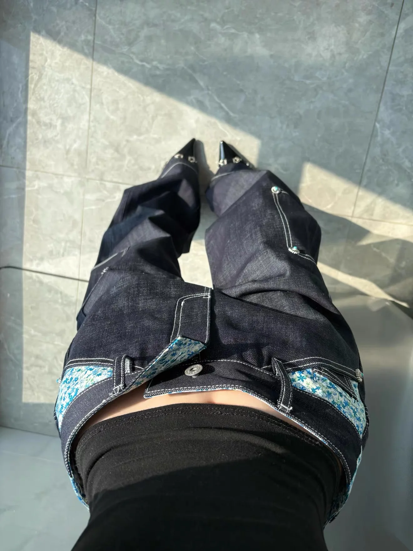 American Style Floral Print Patchwork Denim Jeans Men's Women's Contrast Stitching Design Casual Versatile Flared Long for Co...
American Style Floral Print Patchwork Denim Jeans Men's Women's Contrast Stitching Design Casual Versatile Flared Long for Co...