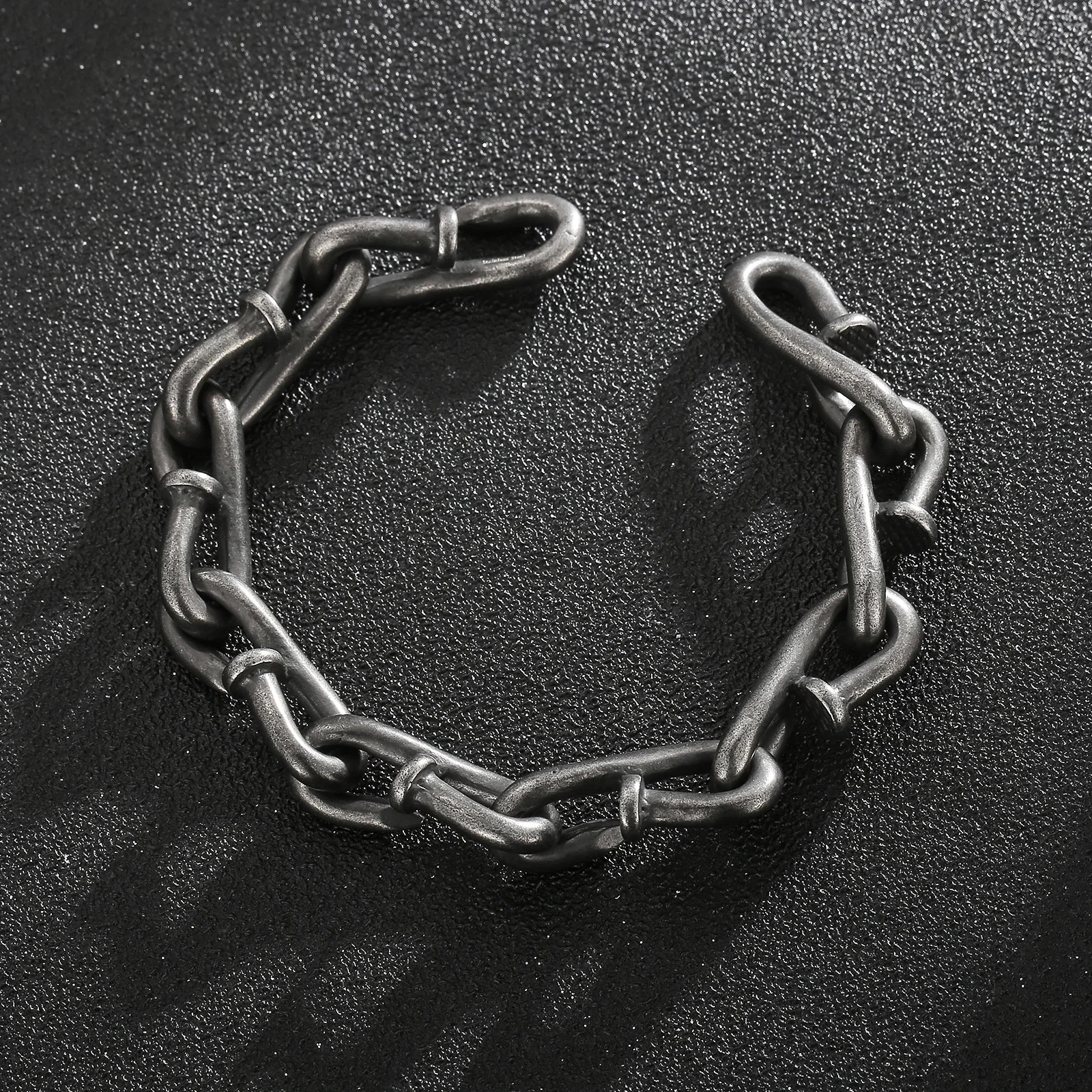 Vintage Stainless Steel Nails Chain Bracelet For Men Fashion Oxidized Black Punk Cuff Jewelry Gift
Vintage Stainless Steel Nails Chain Bracelet For Men Fashion Oxidized Black Punk Cuff Jewelry Gift