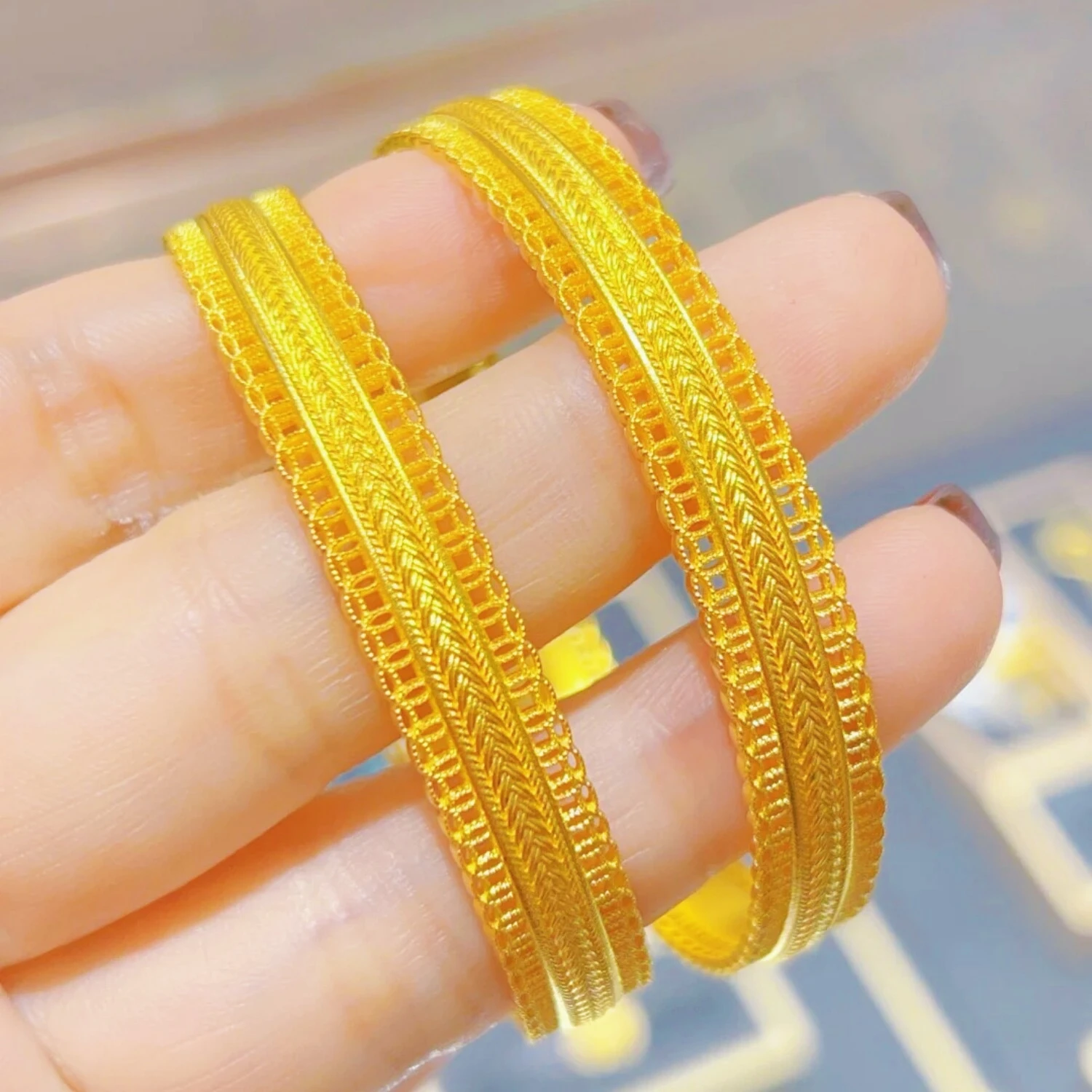 Auspicious Meaning Hollow Wealth-Around-Waist Bracelet For Women 24K Gold AU999, wealth and prosperity always with you
Auspicious Meaning Hollow Wealth-Around-Waist Bracelet For Women 24K Gold AU999, wealth and prosperity always with you
