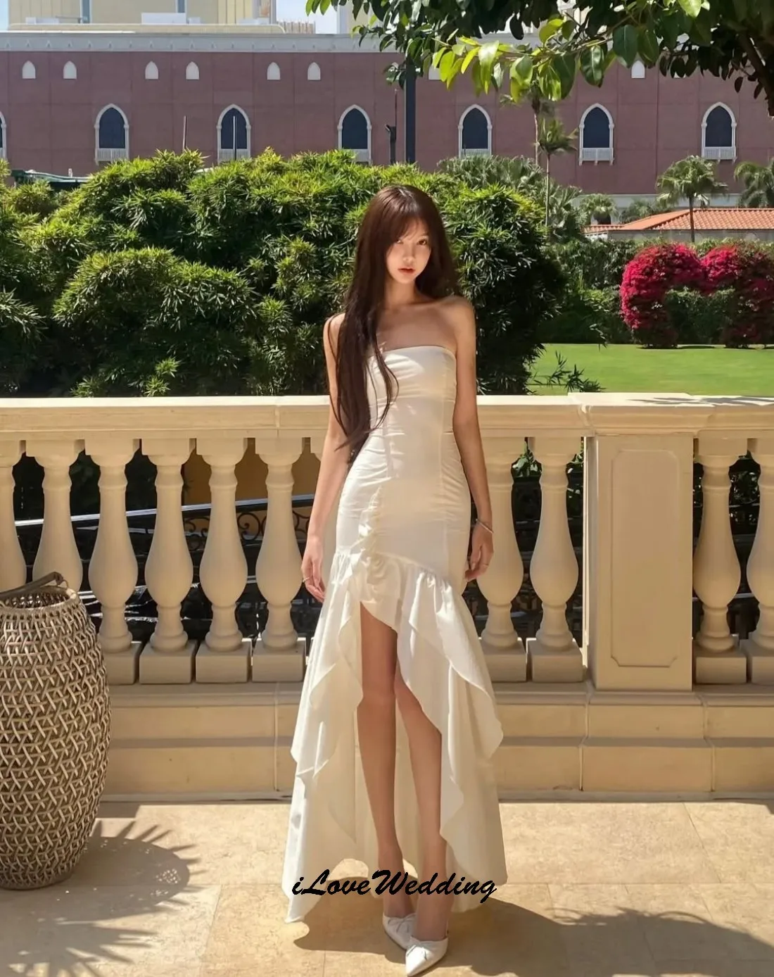 Elegaht Woman A-Line Prom Dresses 2025 White Wedding Party Dress Tiered Sleeveless Evening Dress Ankle Length Ruched Customized
Elegaht Woman A-Line Prom Dresses 2025 White Wedding Party Dress Tiered Sleeveless Evening Dress Ankle Length Ruched Customized