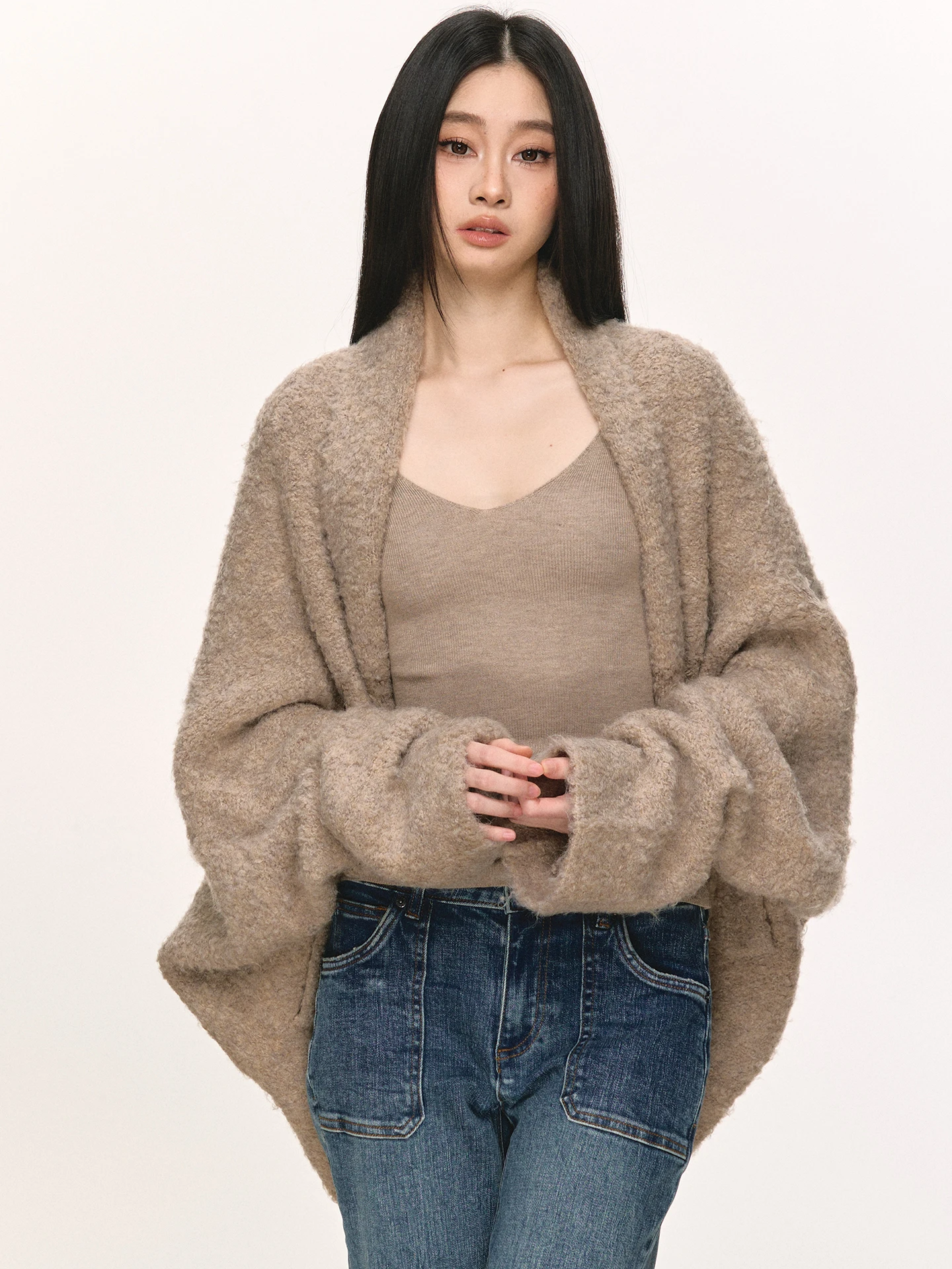 Anna Aneae Women's Knitted Wool Sweater Cardigan Spring New Loose Versatile Fluffy Warm Outerwear Comfortable Long Sve Mid...
Anna Aneae Women's Knitted Wool Sweater Cardigan Spring New Loose Versatile Fluffy Warm Outerwear Comfortable Long Sve Mid...