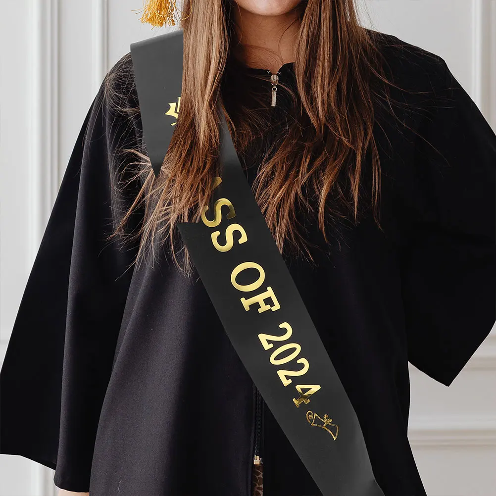 2 Pcs Sash Graduation Party Straps Football Senior Black Bronzing Wreath Student
2 Pcs Sash Graduation Party Straps Football Senior Black Bronzing Wreath Student