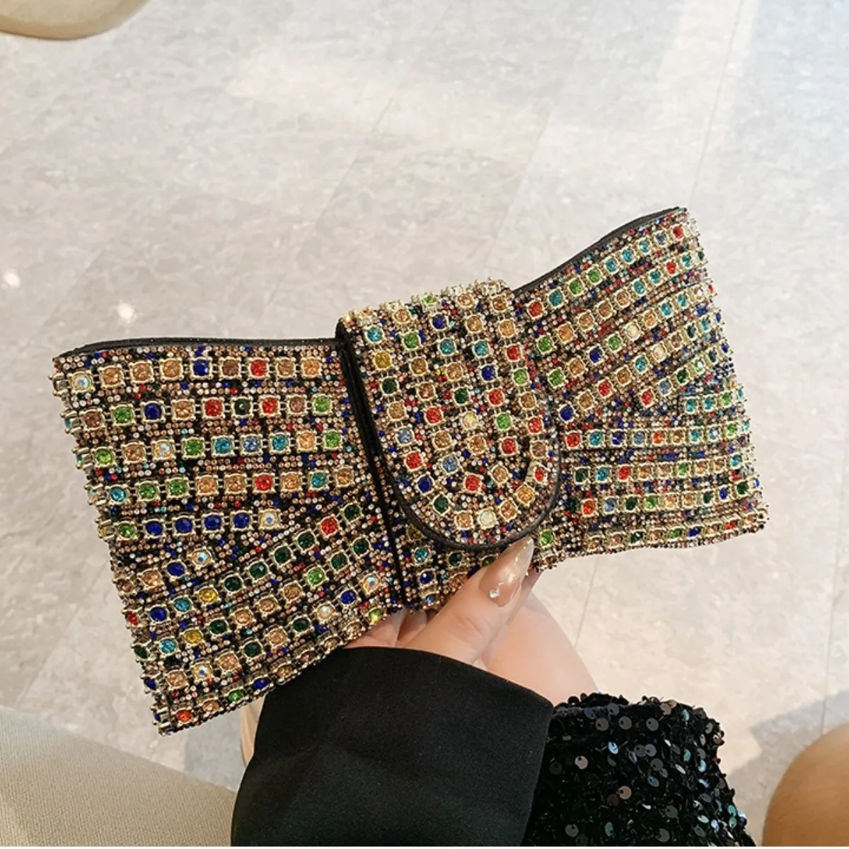 JIOMAY 2025 женская сумка через плечо в форме банта, роскошная дизайнерская блестящая вечерняя сумочка со стразами, модная вечерняя сумка через плечо
JIOMAY 2025 женская сумка через плечо в форме банта, роскошная дизайнерская блестящая вечерняя сумочка со стразами, модная вечерняя сумка через плечо