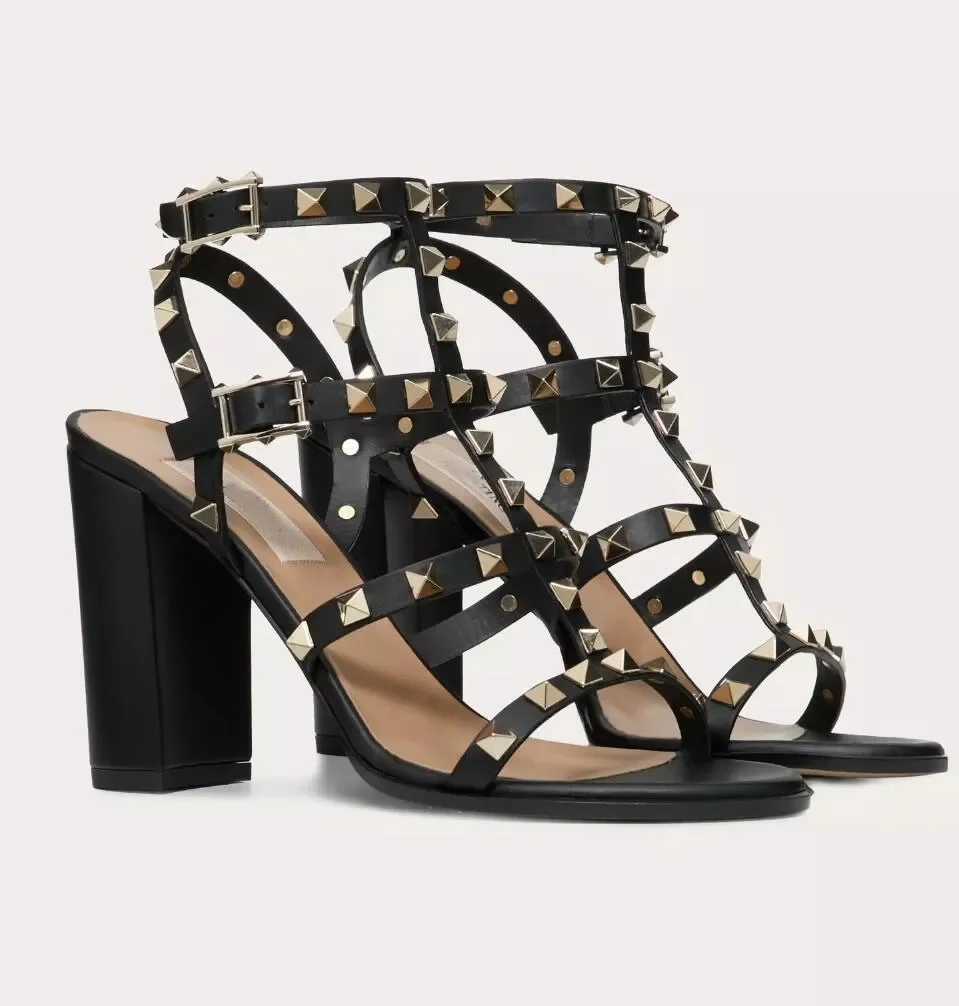 24S Italy Brand Women Stud Designer Sandals Shoes Black Ankle Strap Calfskin Leather Rivets Lady Gladiator Sandalias Comfort Wal
24S Italy Brand Women Stud Designer Sandals Shoes Black Ankle Strap Calfskin Leather Rivets Lady Gladiator Sandalias Comfort Wal