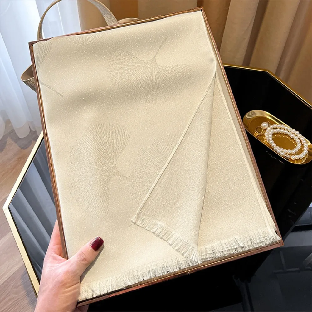 Trendy Elegant Ladies' Shawl Soft Voile Lightweight Premium Voile Scarf Breathable Sun Protection Scarf for Women
Trendy Elegant Ladies' Shawl Soft Voile Lightweight Premium Voile Scarf Breathable Sun Protection Scarf for Women