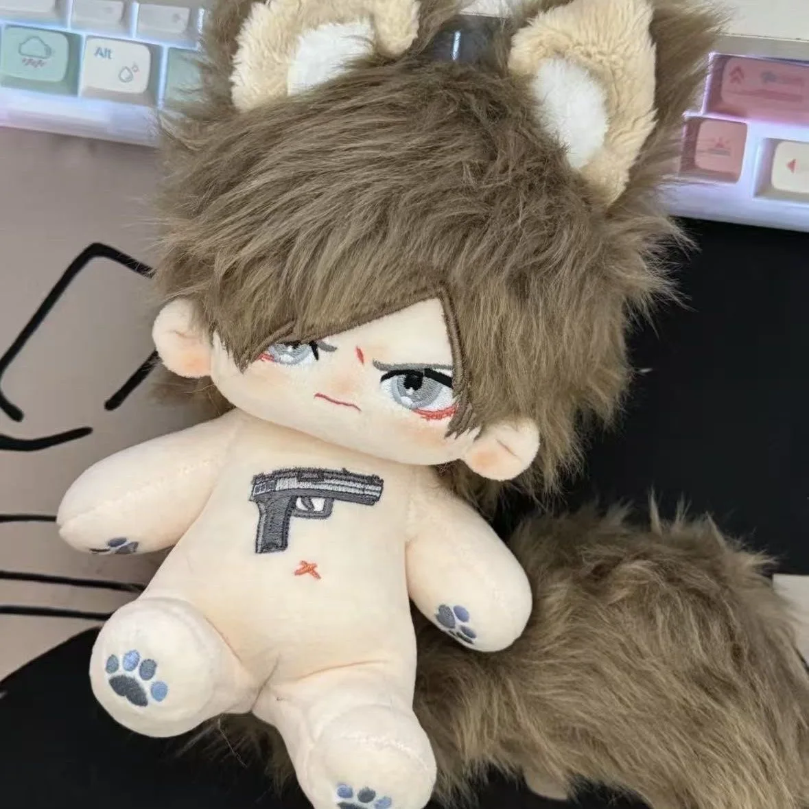 20cm Anime Leon Scott Kennedy Plushie Stuffed Leon With Ear Tail Dress-up Plush Doll Body Toy Collectible Figure Christmas Gifts
20cm Anime Leon Scott Kennedy Plushie Stuffed Leon With Ear Tail Dress-up Plush Doll Body Toy Collectible Figure Christmas Gifts