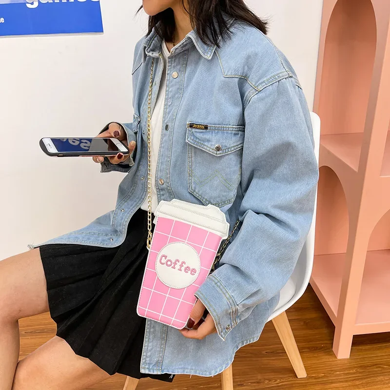 Women's Personalized Creative Coffee Cup Shoulder Bag Versatile Chain Crossbody Cylindrical Bag for Stylish Storage
Women's Personalized Creative Coffee Cup Shoulder Bag Versatile Chain Crossbody Cylindrical Bag for Stylish Storage