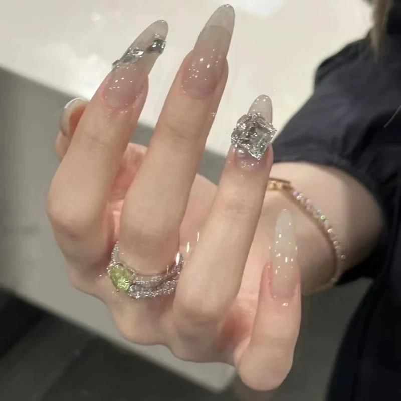 Brazil Translucent Gray Rhinestone Decor Press On Nails Minimal Cold Sense Stylish European American Removable False Nails
Brazil Translucent Gray Rhinestone Decor Press On Nails Minimal Cold Sense Stylish European American Removable False Nails