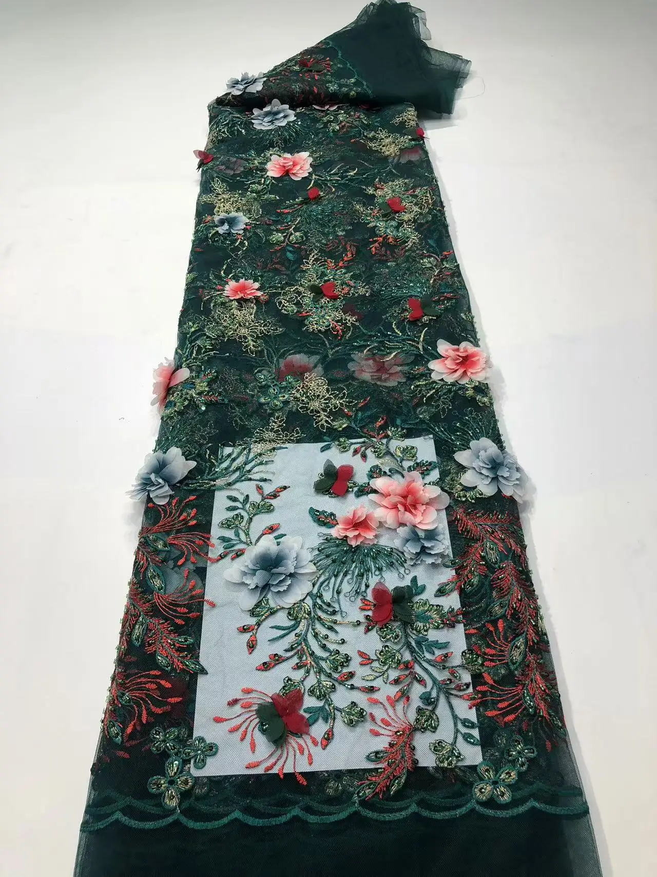 African Nigerian 3D Applique Lace Flower Fabric 2025 High Quality With Sequins Embroidery French Lace Fabric For Wedding Party
African Nigerian 3D Applique Lace Flower Fabric 2025 High Quality With Sequins Embroidery French Lace Fabric For Wedding Party