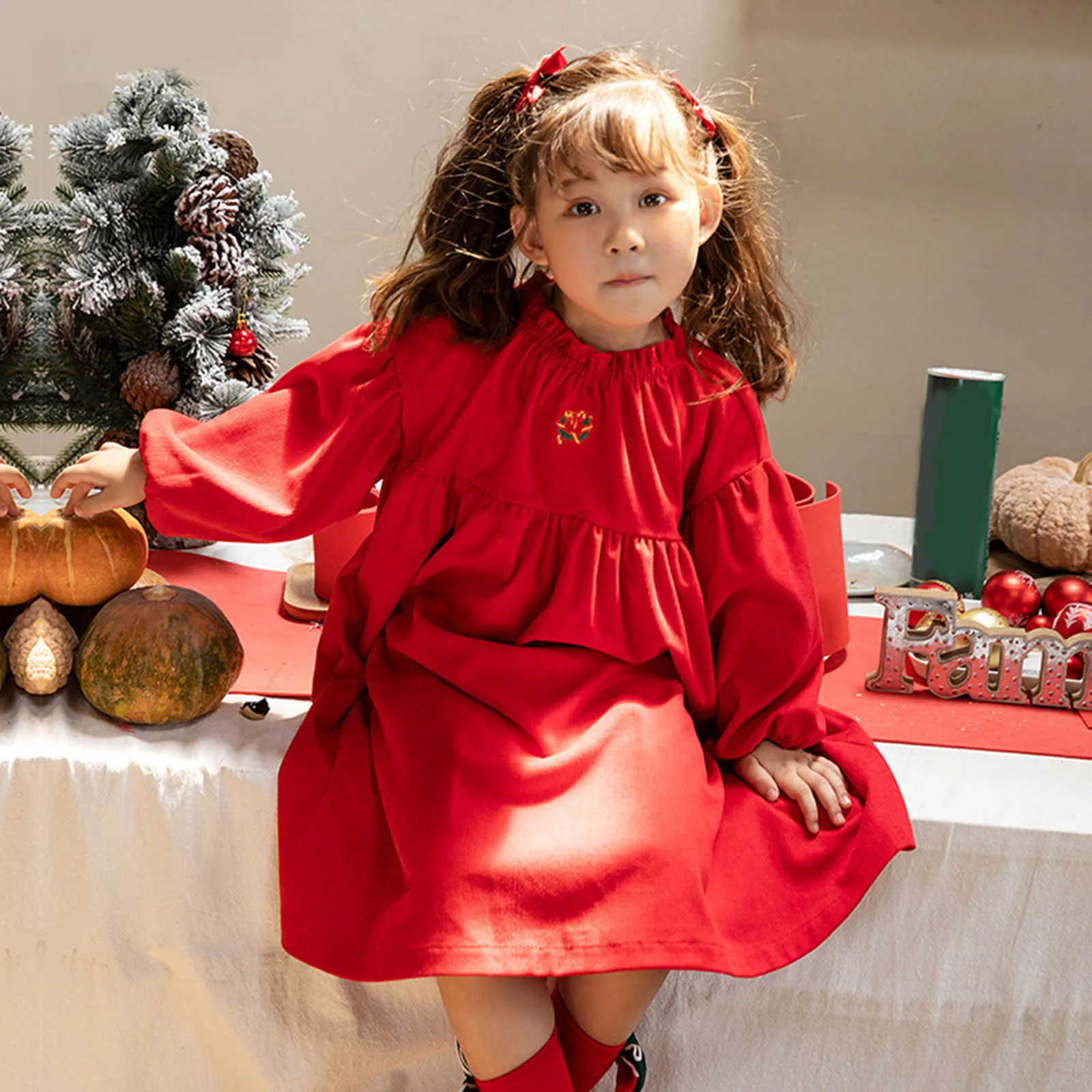 Christmas Embroidered Cartoon Cute Solid Color Long Sleeved Dress For Girls Autumn And Winter New School Party Princess Dress
Christmas Embroidered Cartoon Cute Solid Color Long Sleeved Dress For Girls Autumn And Winter New School Party Princess Dress