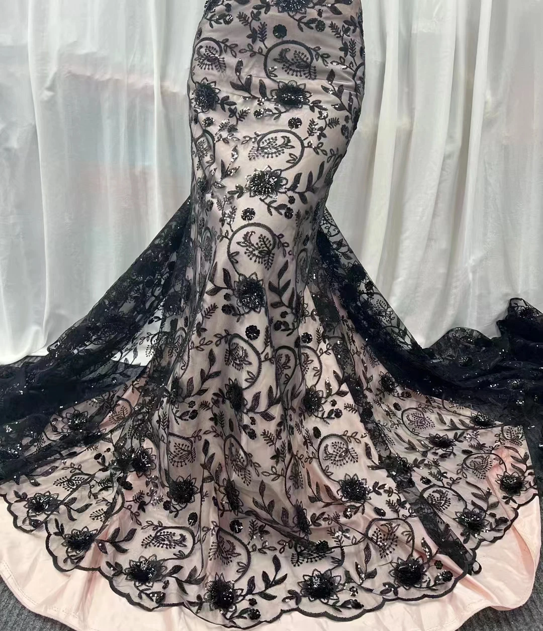 2023 High Quality African 5 Yards Net Sequins Lace Fabric French Bridal Luxury Embroidery Mesh Lace Fabric For Wedding Jy
2023 High Quality African 5 Yards Net Sequins Lace Fabric French Bridal Luxury Embroidery Mesh Lace Fabric For Wedding Jy