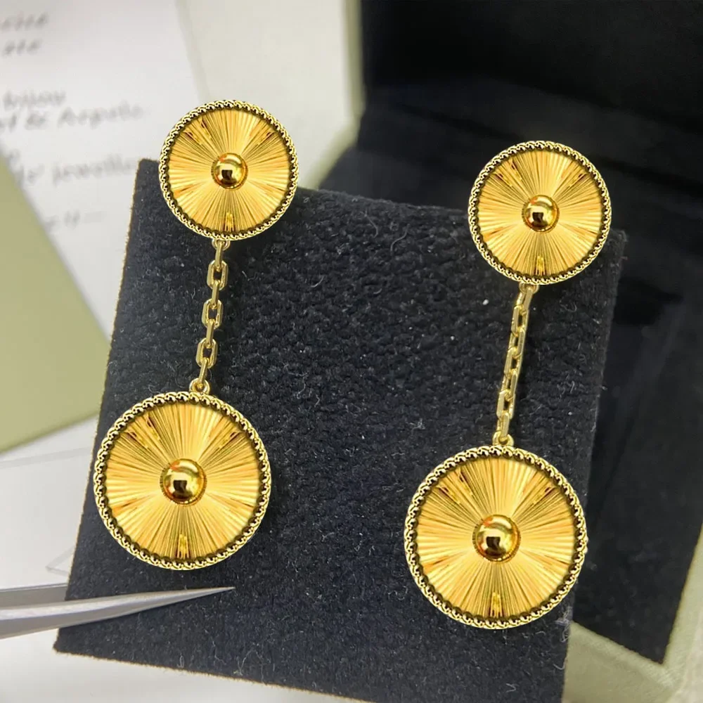 2025 New S925 Four-leaf Clover Simple Design Party Fashion Personality Women's High-end Jewelry Earrings Gift
2025 New S925 Four-leaf Clover Simple Design Party Fashion Personality Women's High-end Jewelry Earrings Gift