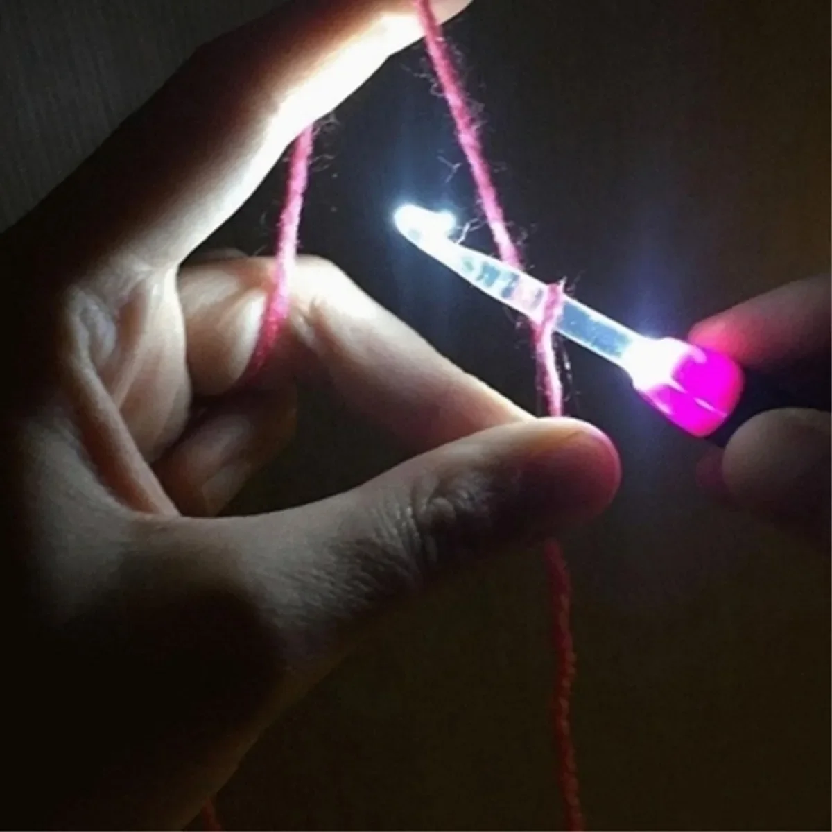 11 In 1 Useful USB LED Light Up Crochet Hooks Kit Purple Knitting Needles Set Sewing Tools Weave Tool Kit Sewing Accessories
11 In 1 Useful USB LED Light Up Crochet Hooks Kit Purple Knitting Needles Set Sewing Tools Weave Tool Kit Sewing Accessories