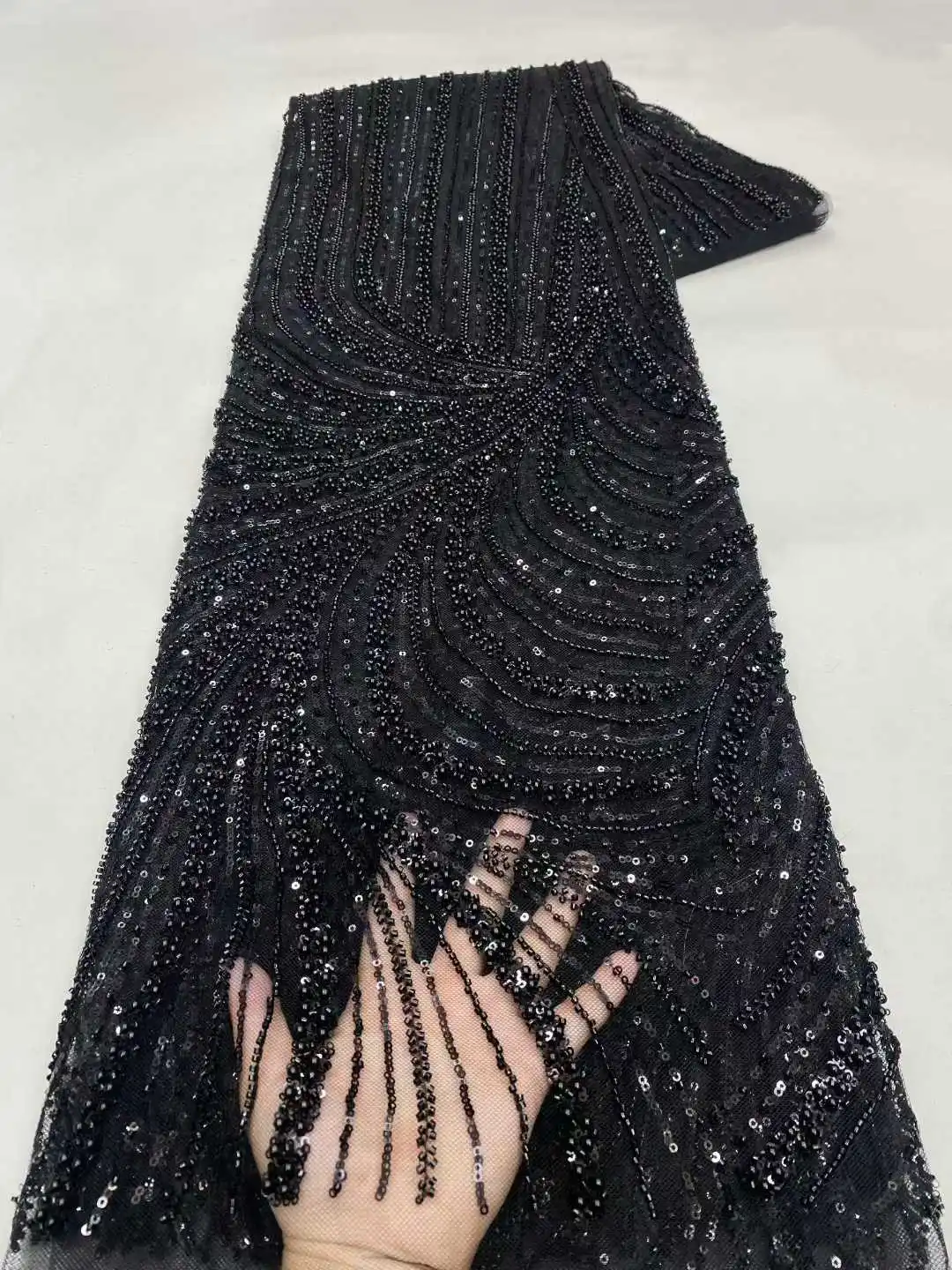 Latest French Beaded Tulle Lace Fabric 2026 High Quality African Groom Lace Fabrics Sequins Nigerian For Wedding Dress XZ55HB304
Latest French Beaded Tulle Lace Fabric 2026 High Quality African Groom Lace Fabrics Sequins Nigerian For Wedding Dress XZ55HB304
