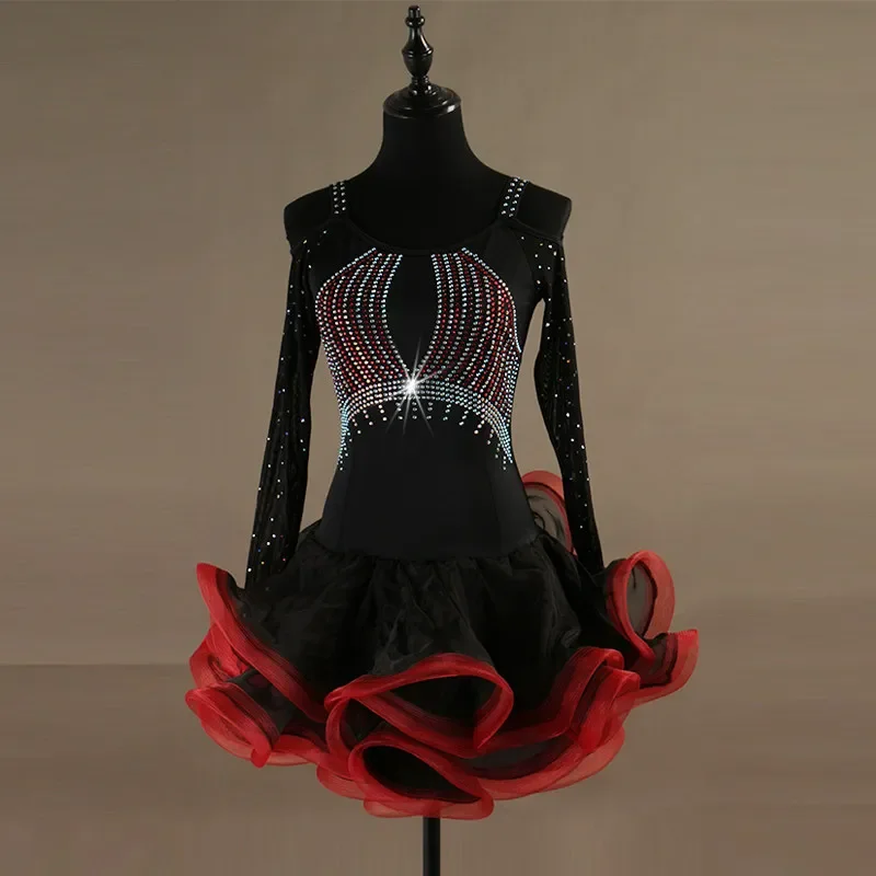 Adult Women Latin Dance Competition Dress Shining Rhinestone Outfit Black And Red Fashion Stage Performance Dance Costume
Adult Women Latin Dance Competition Dress Shining Rhinestone Outfit Black And Red Fashion Stage Performance Dance Costume