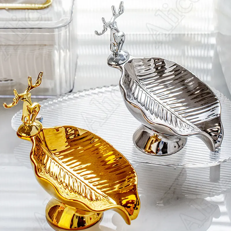 New Creative Gold Deer Ceramic Drain Soap Holder European Modern Upscale Hotel Toilet Soap Dish Ins Style Simplicity Home Decor
New Creative Gold Deer Ceramic Drain Soap Holder European Modern Upscale Hotel Toilet Soap Dish Ins Style Simplicity Home Decor