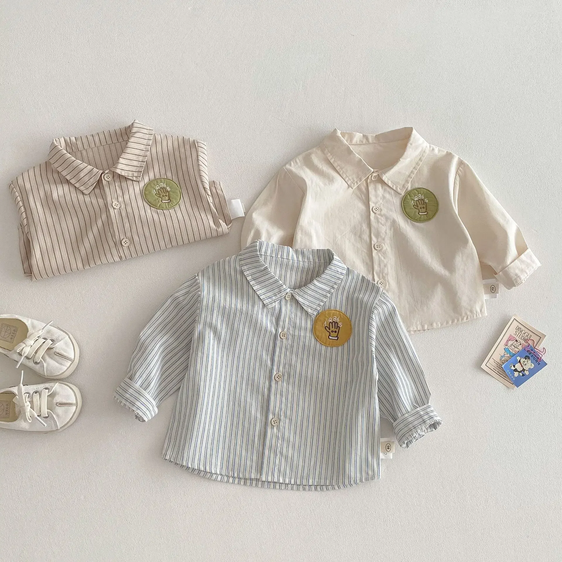 2025 Spring New Fashionable Boys' Shirt, Korean Style Striped Patchwork Top for Toddlers, Trendy Baby Boy Spring Shirt
2025 Spring New Fashionable Boys' Shirt, Korean Style Striped Patchwork Top for Toddlers, Trendy Baby Boy Spring Shirt