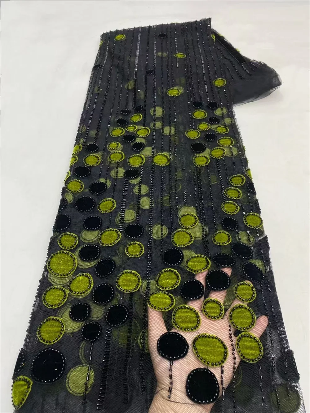 African Velvet Lace Fabric 2025 High Quality Luxury Handmade Beaded Lace Fabric Bridal French Tulle Mesh Lace For Wedding A884-1
African Velvet Lace Fabric 2025 High Quality Luxury Handmade Beaded Lace Fabric Bridal French Tulle Mesh Lace For Wedding A884-1