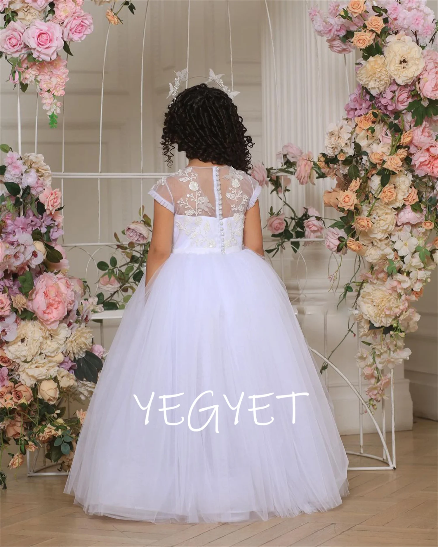 Puffy Ivory Flower Girl Dress Pretty Girl Dress Princess Dress First Communion Dress Cap Sleeve Girl Wedding Party Dress
Puffy Ivory Flower Girl Dress Pretty Girl Dress Princess Dress First Communion Dress Cap Sleeve Girl Wedding Party Dress