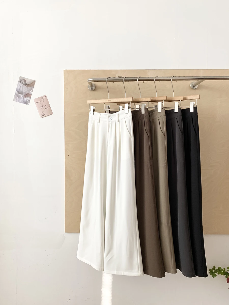 Spring 2026 High Waist Wide Leg Casual Pants Women's Simple Pure Color Drapey Slimming Trousers Korean Style Polyester Fiber
Spring 2026 High Waist Wide Leg Casual Pants Women's Simple Pure Color Drapey Slimming Trousers Korean Style Polyester Fiber